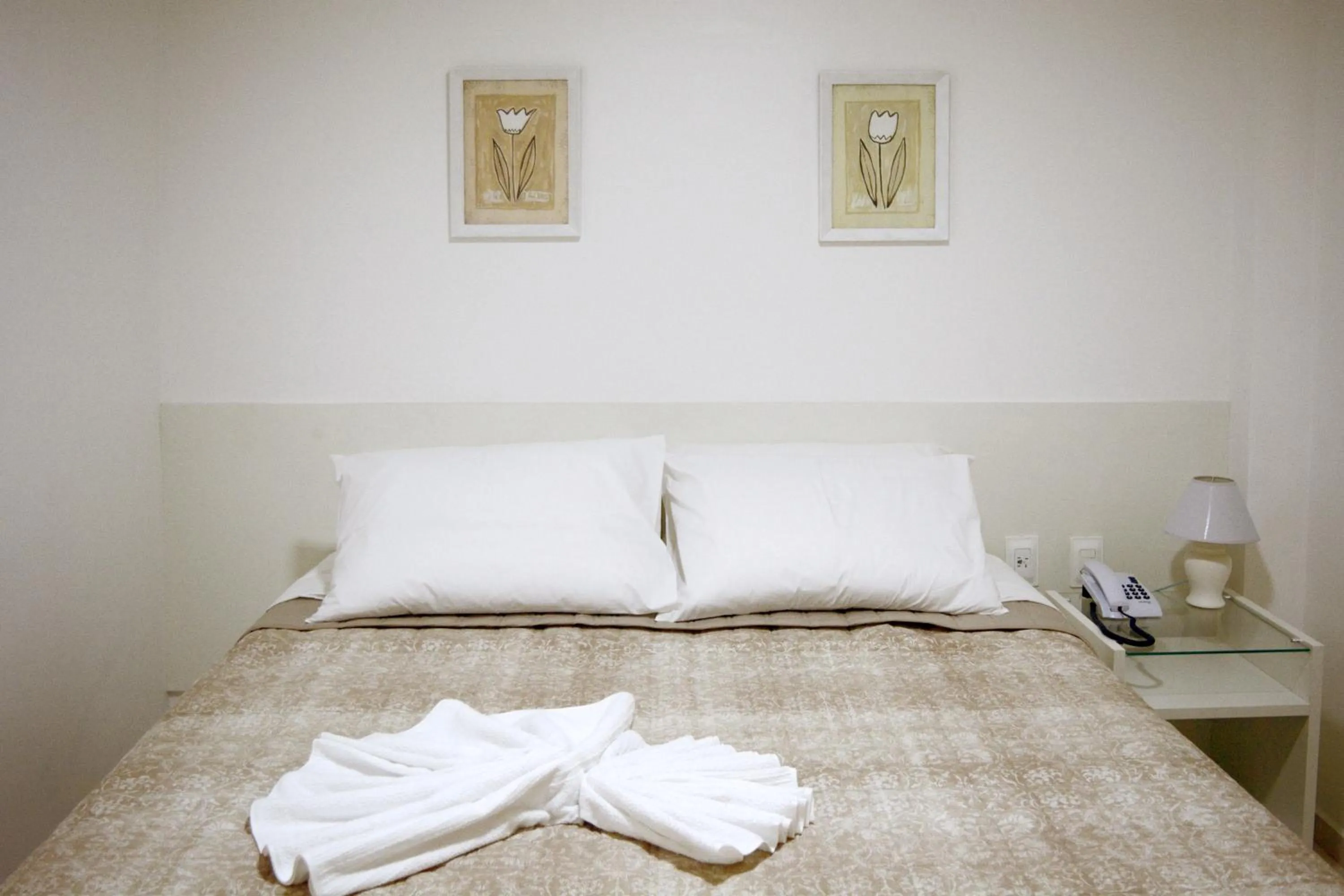 Bedroom, Bed in Pousada Lorde Inglês