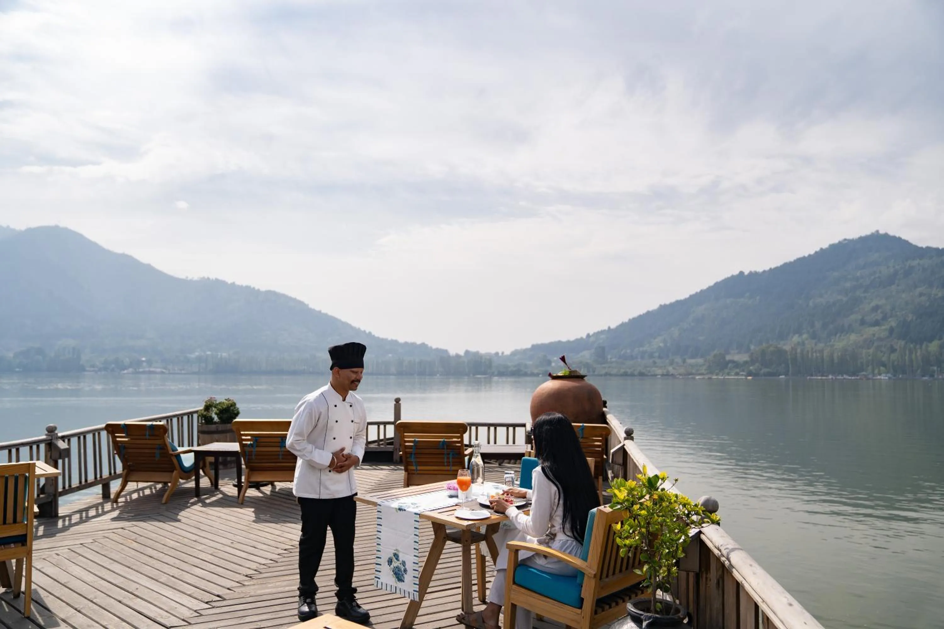 Sukoon Houseboat Dal Lake