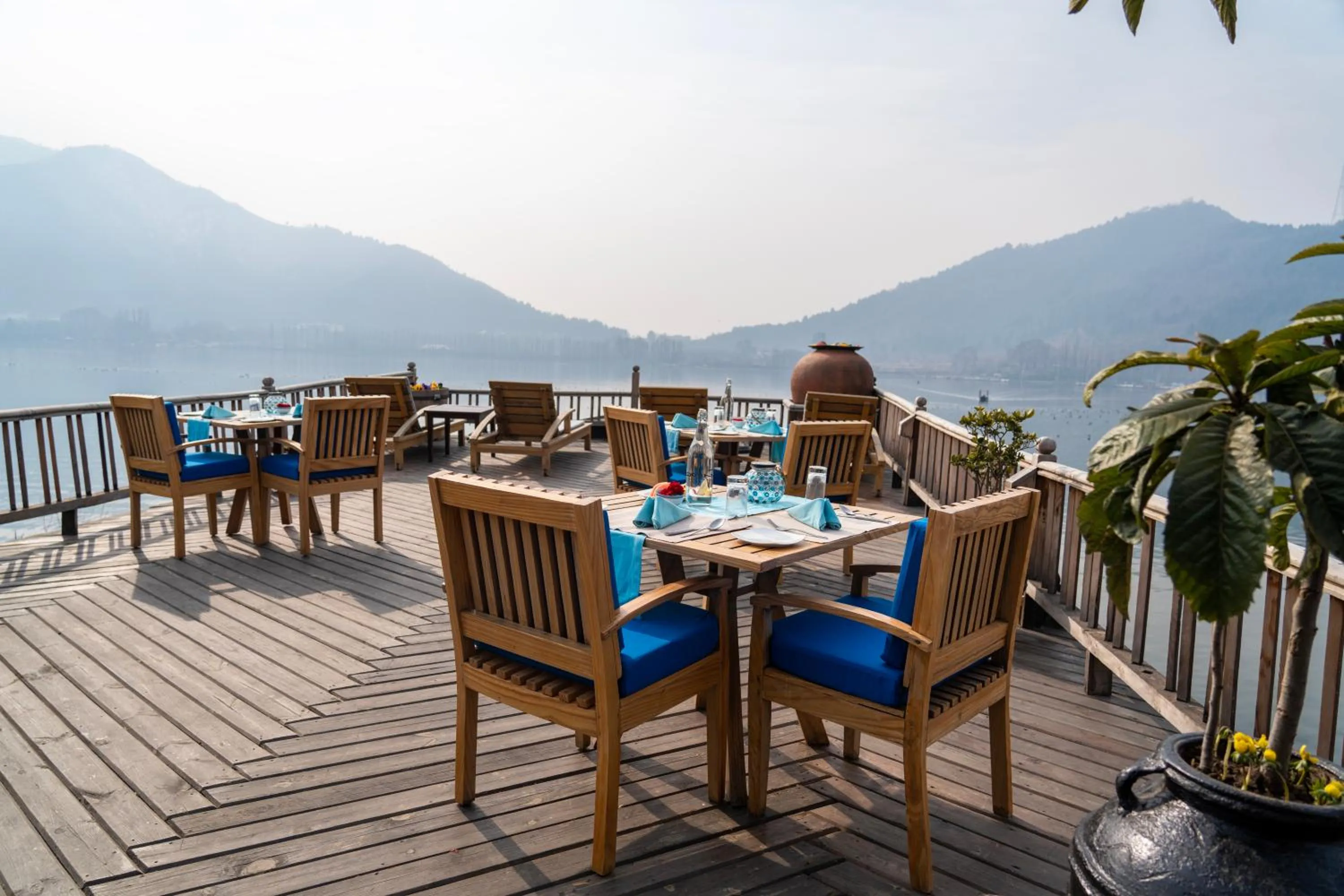 Sukoon Houseboat Dal Lake