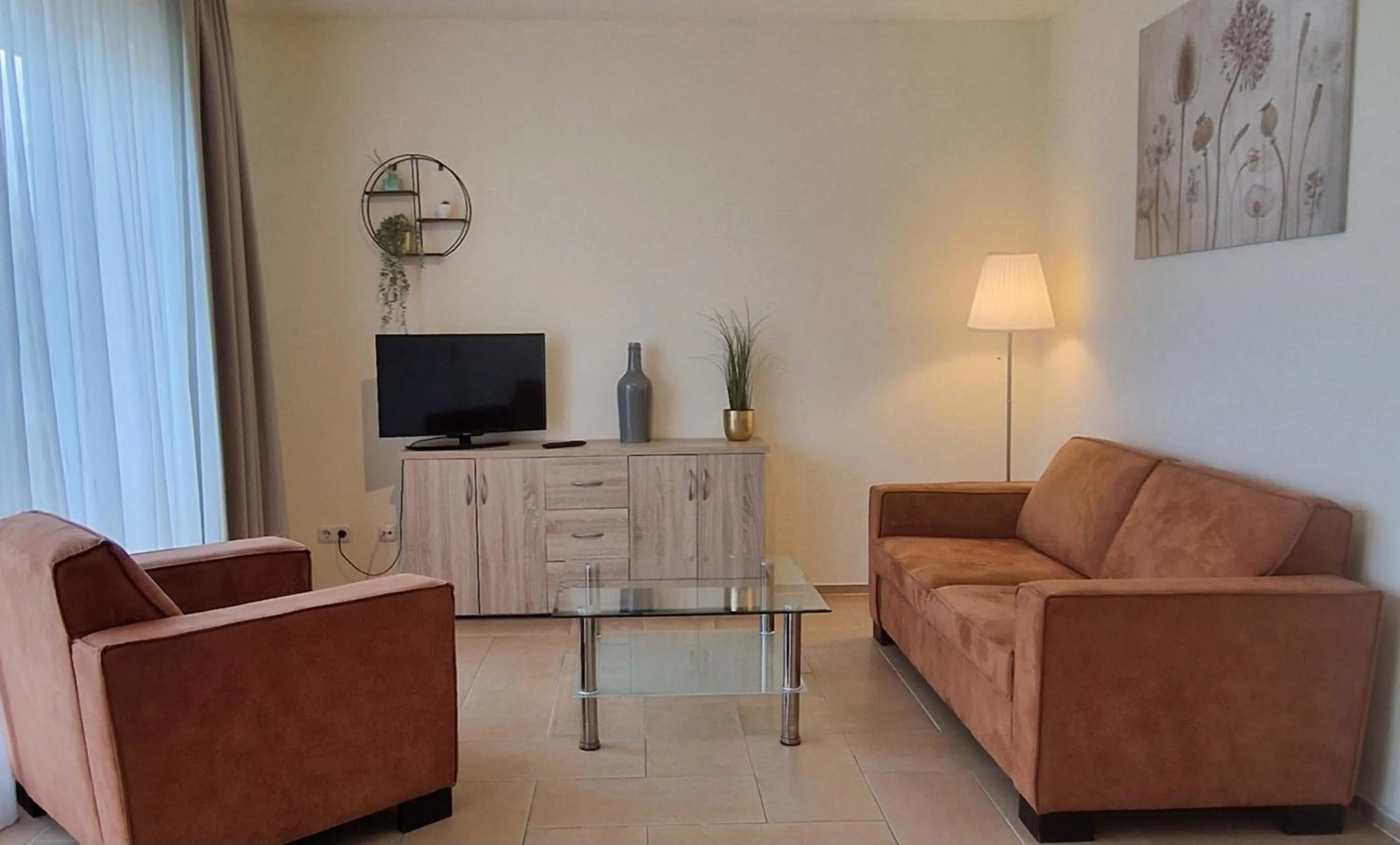 Property building in Hotel Garni Am Lindenhof Bunde