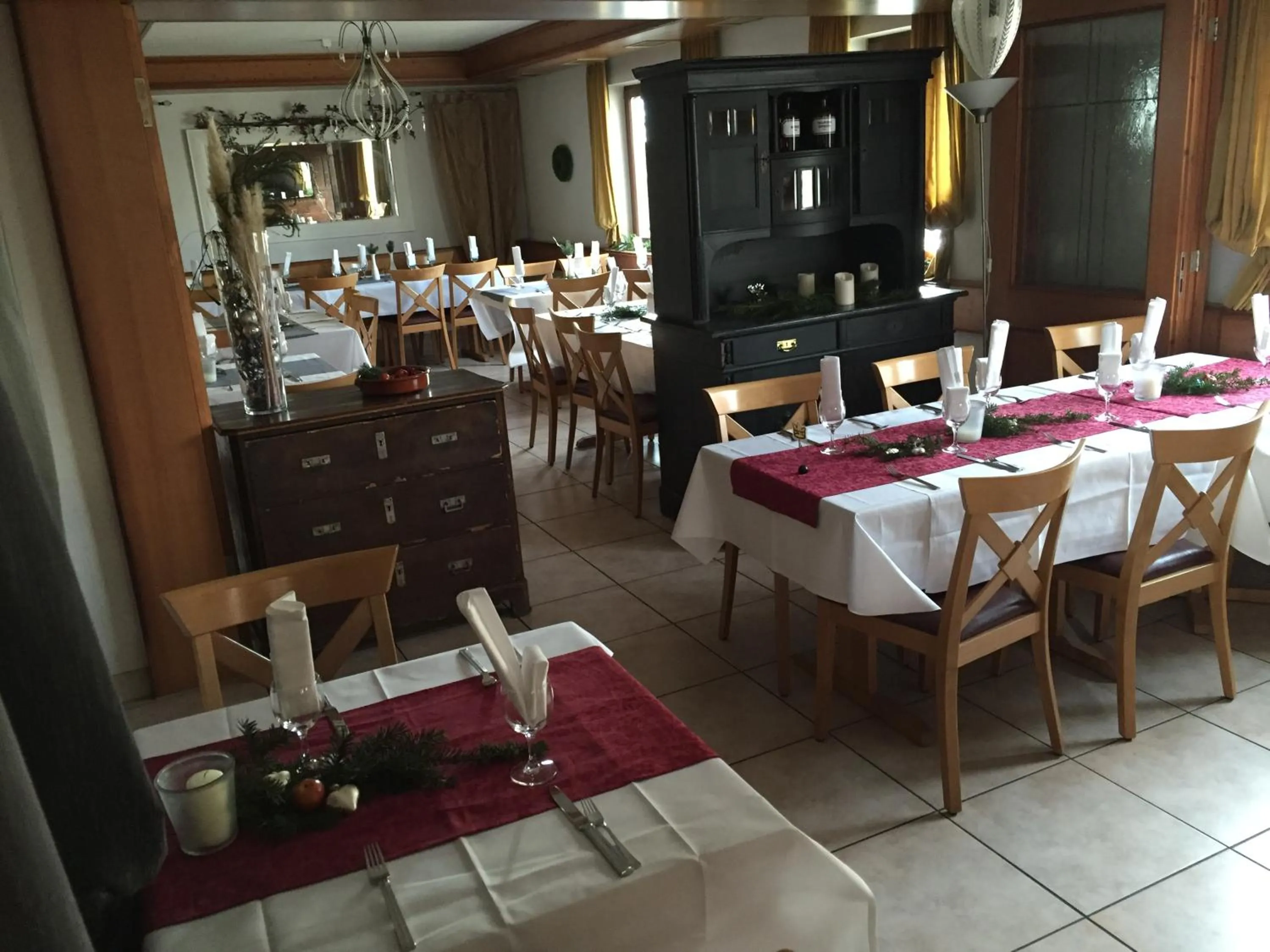 Restaurant/places to eat in Hotel Krone