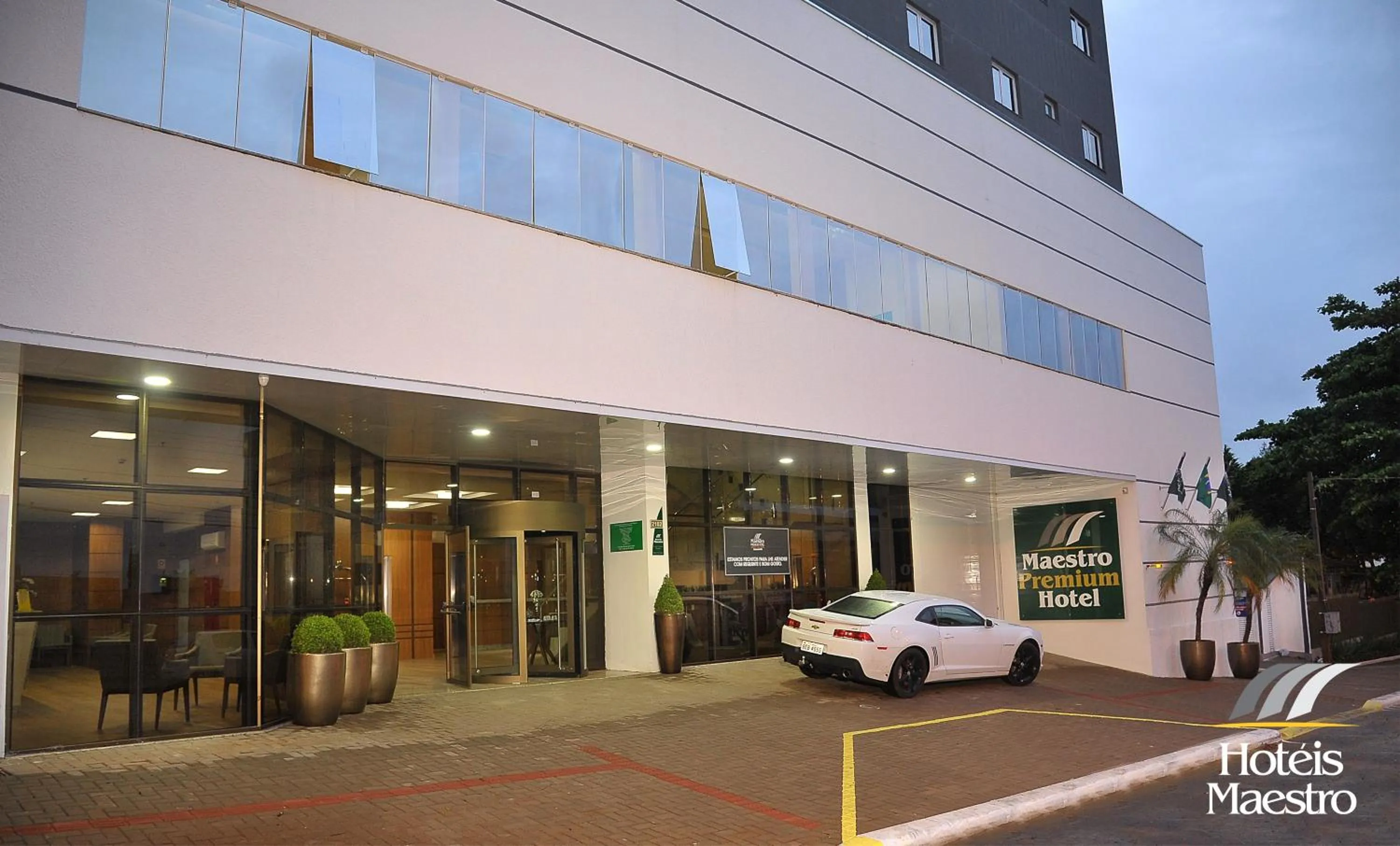 Facade/entrance in Hotel Maestro Premium Cascavel