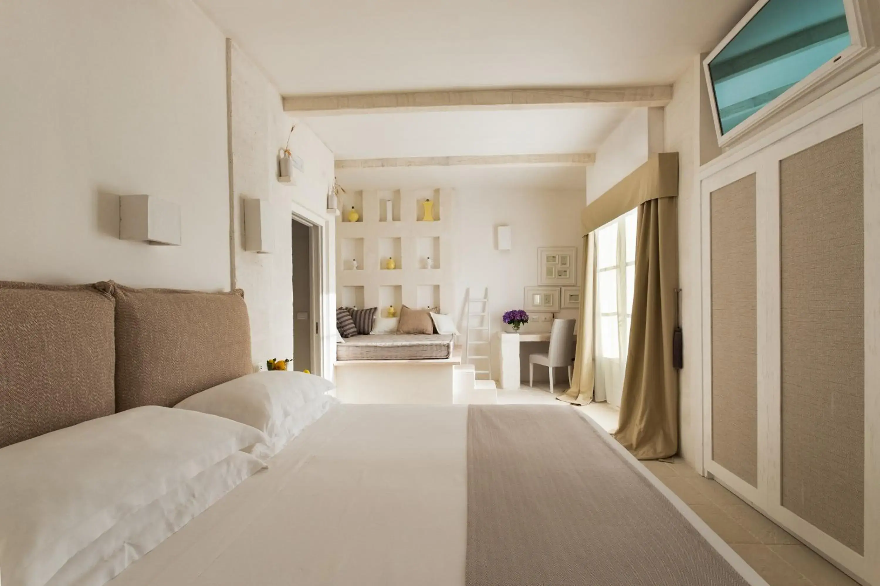 Bedroom, Bed in Baglioni Masseria Muzza Resort & Spa Bedroom, Bed in Baglioni Masseria Muzza Resort & Spa