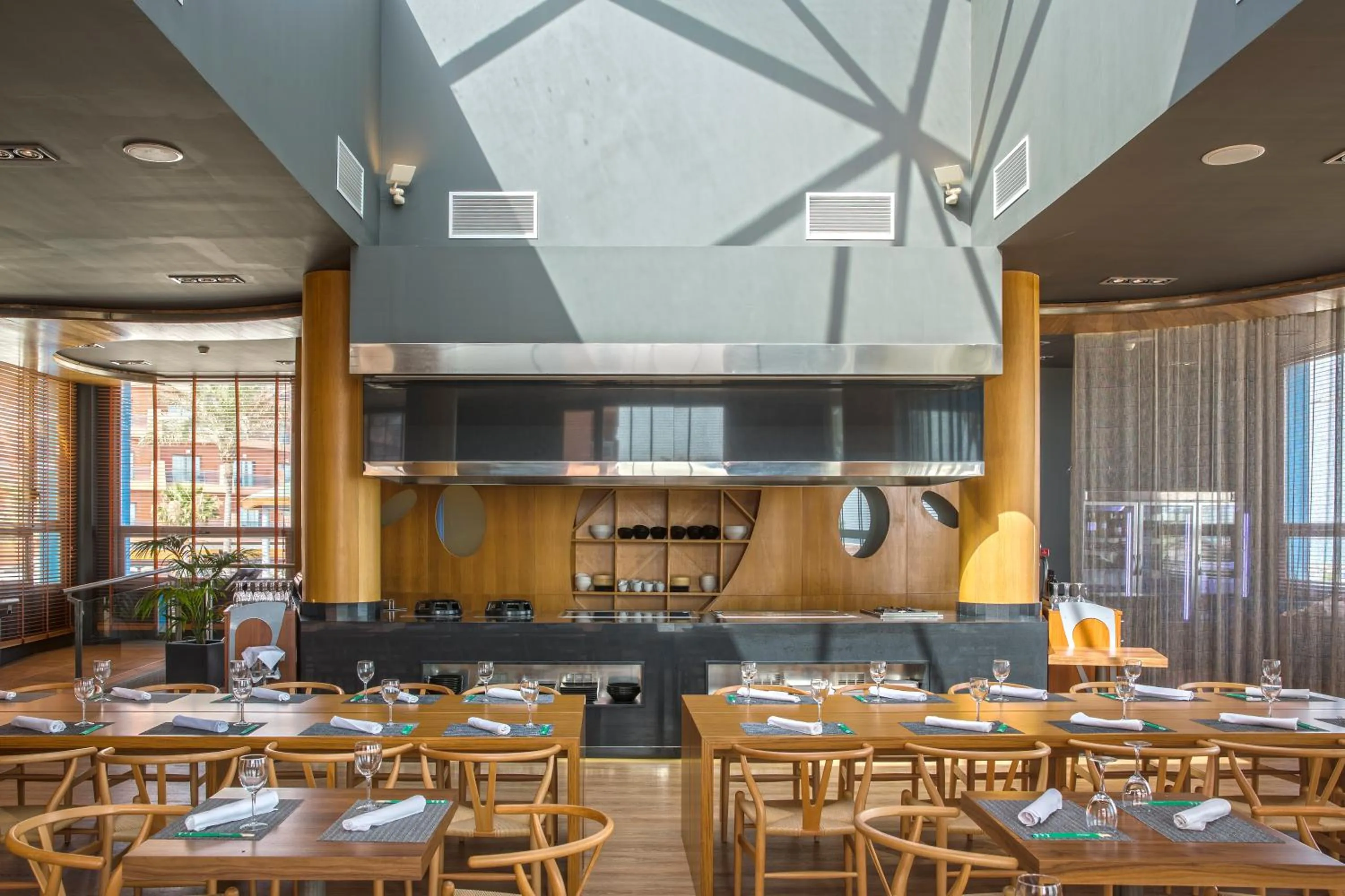 Restaurant/places to eat in Protur Roquetas Hotel & Spa