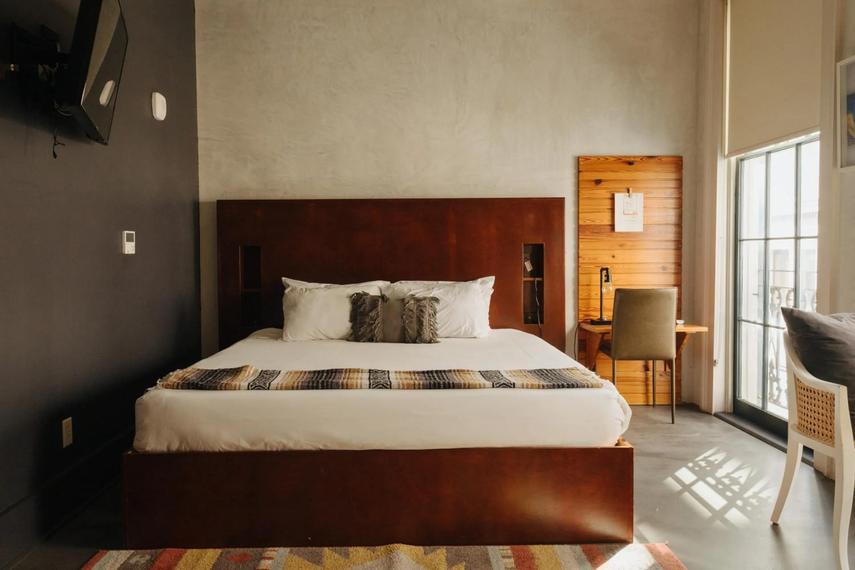 Bed in Catahoula Hotel New Orleans