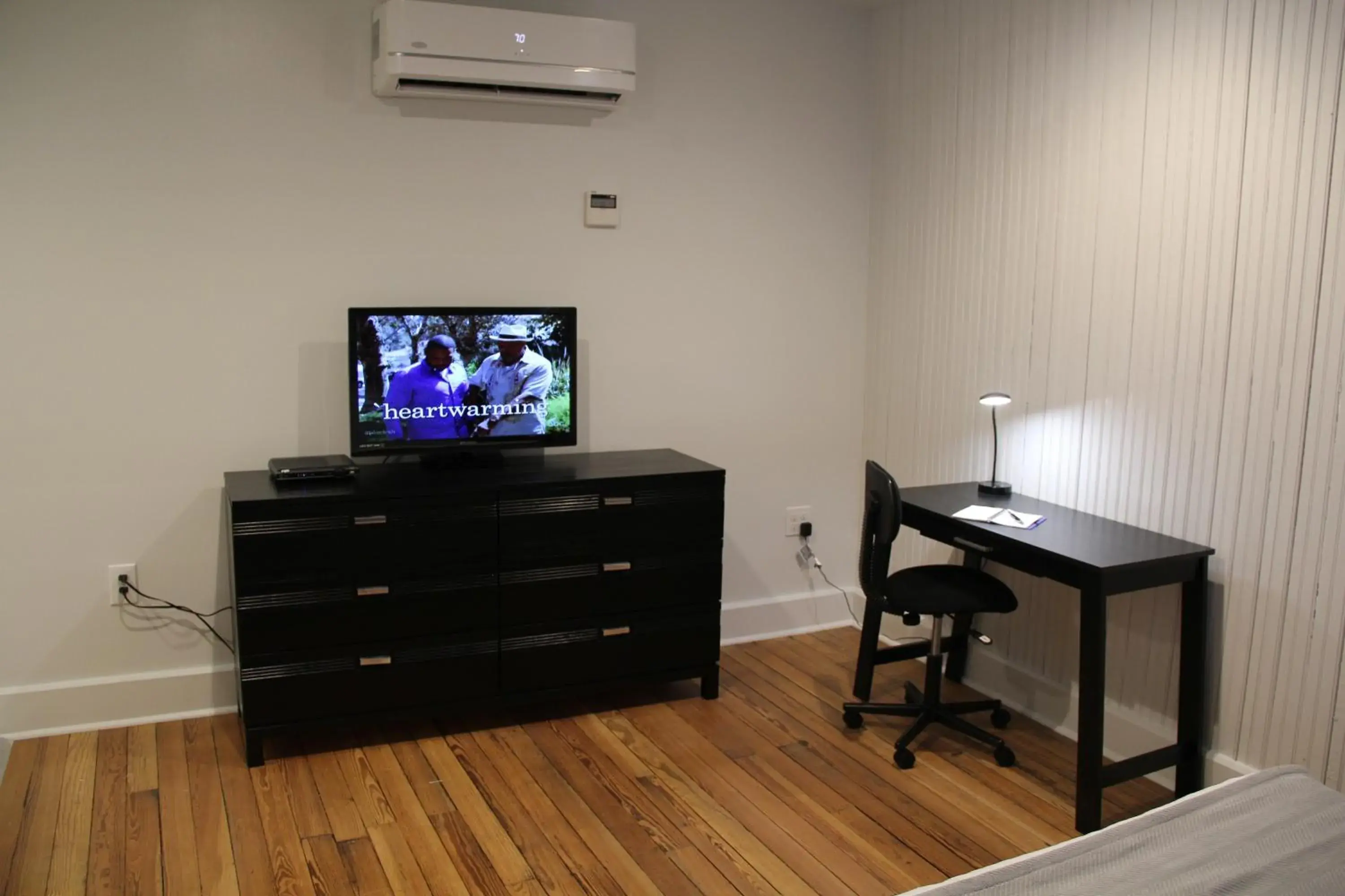 Standard Queen Room in The Inn on the River Standard Queen Room in The Inn on the River