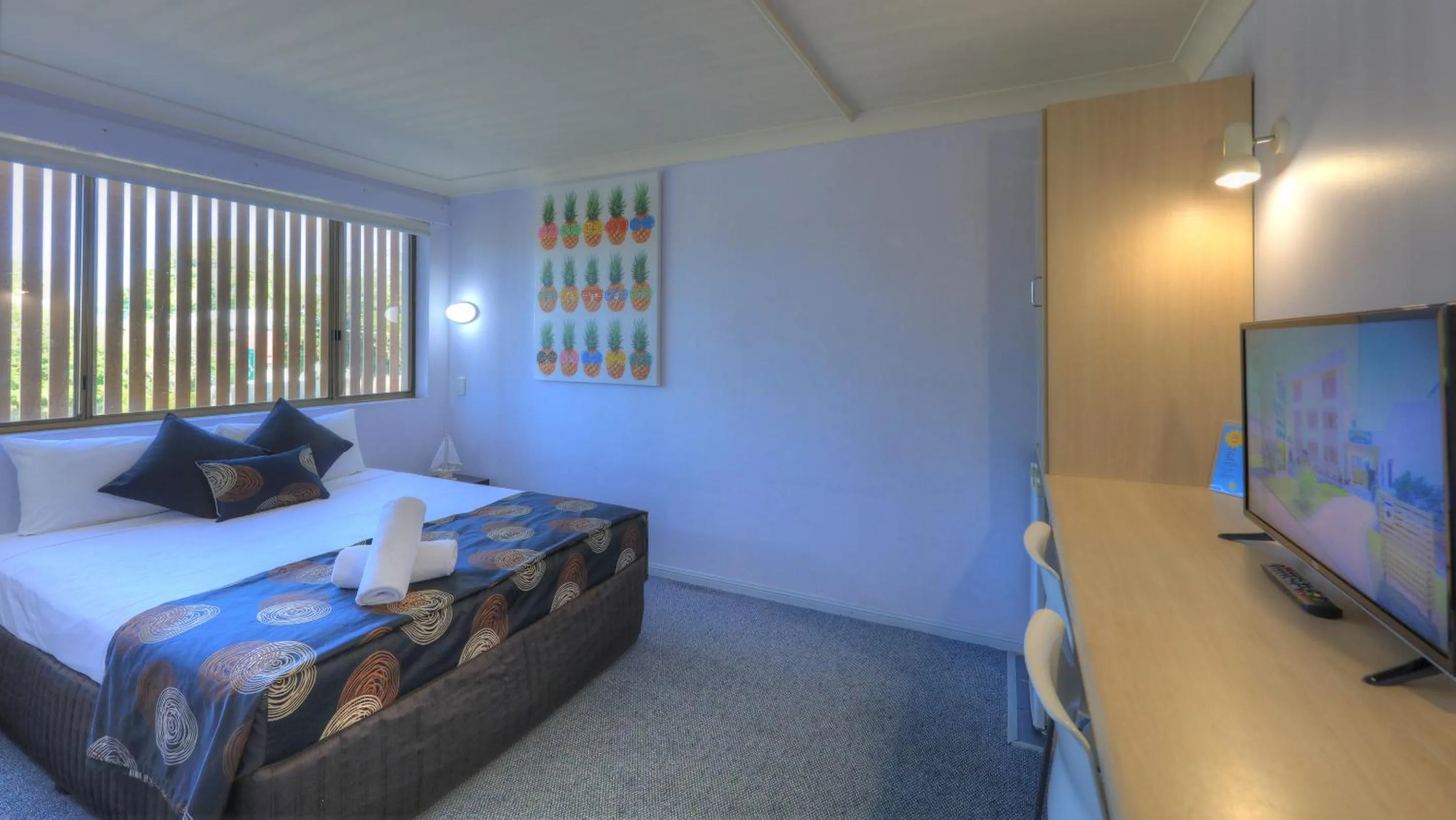 Bed in Bay Air Motel