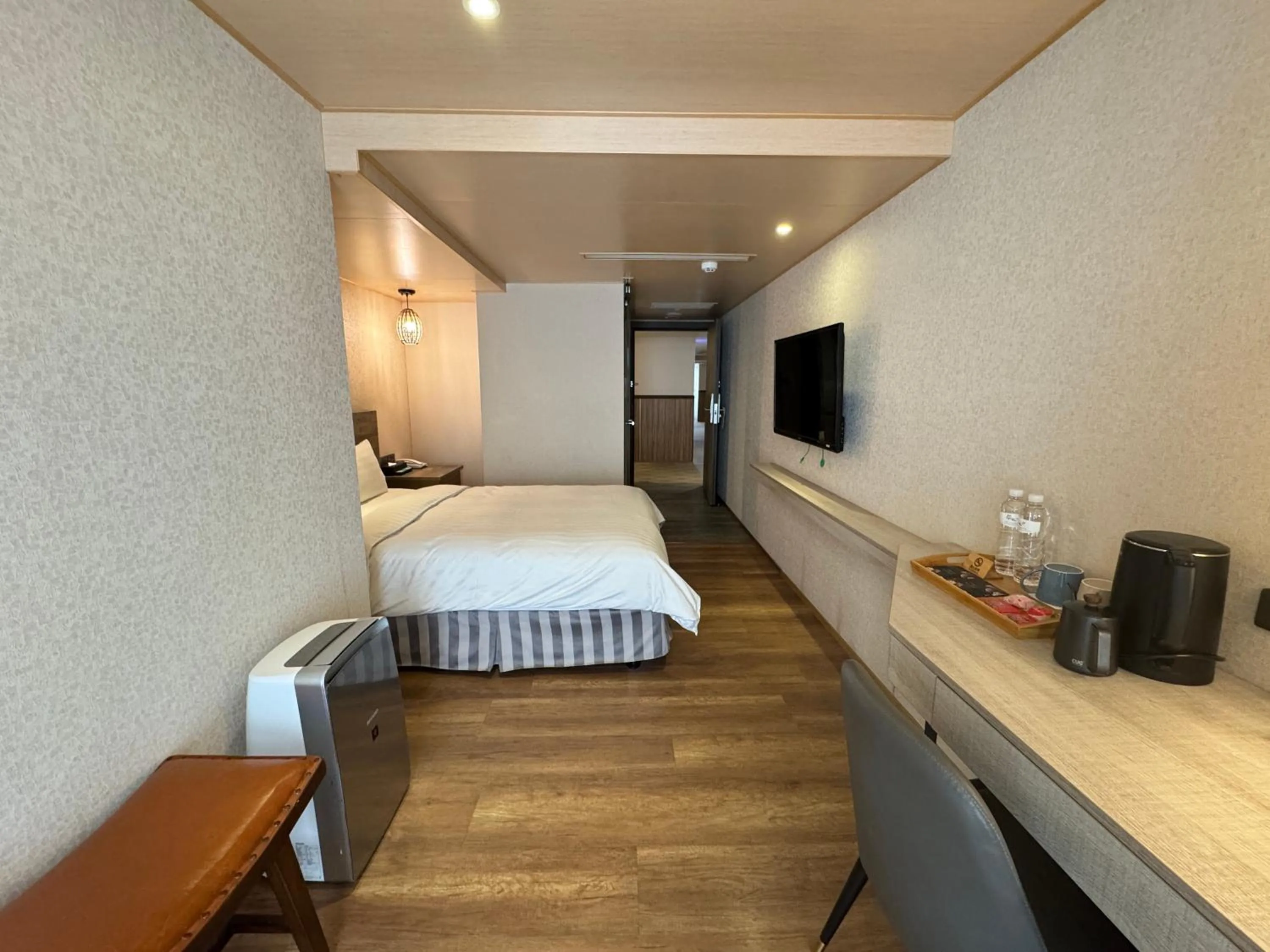 Bed in Lan Kwai Fong Garden Hotel