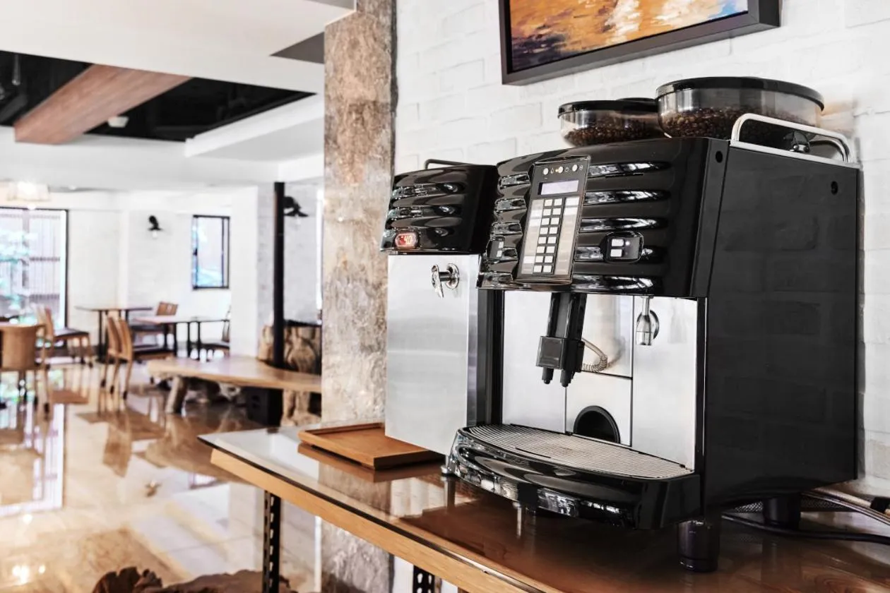 Coffee/tea facilities in Lan Kwai Fong Garden Hotel