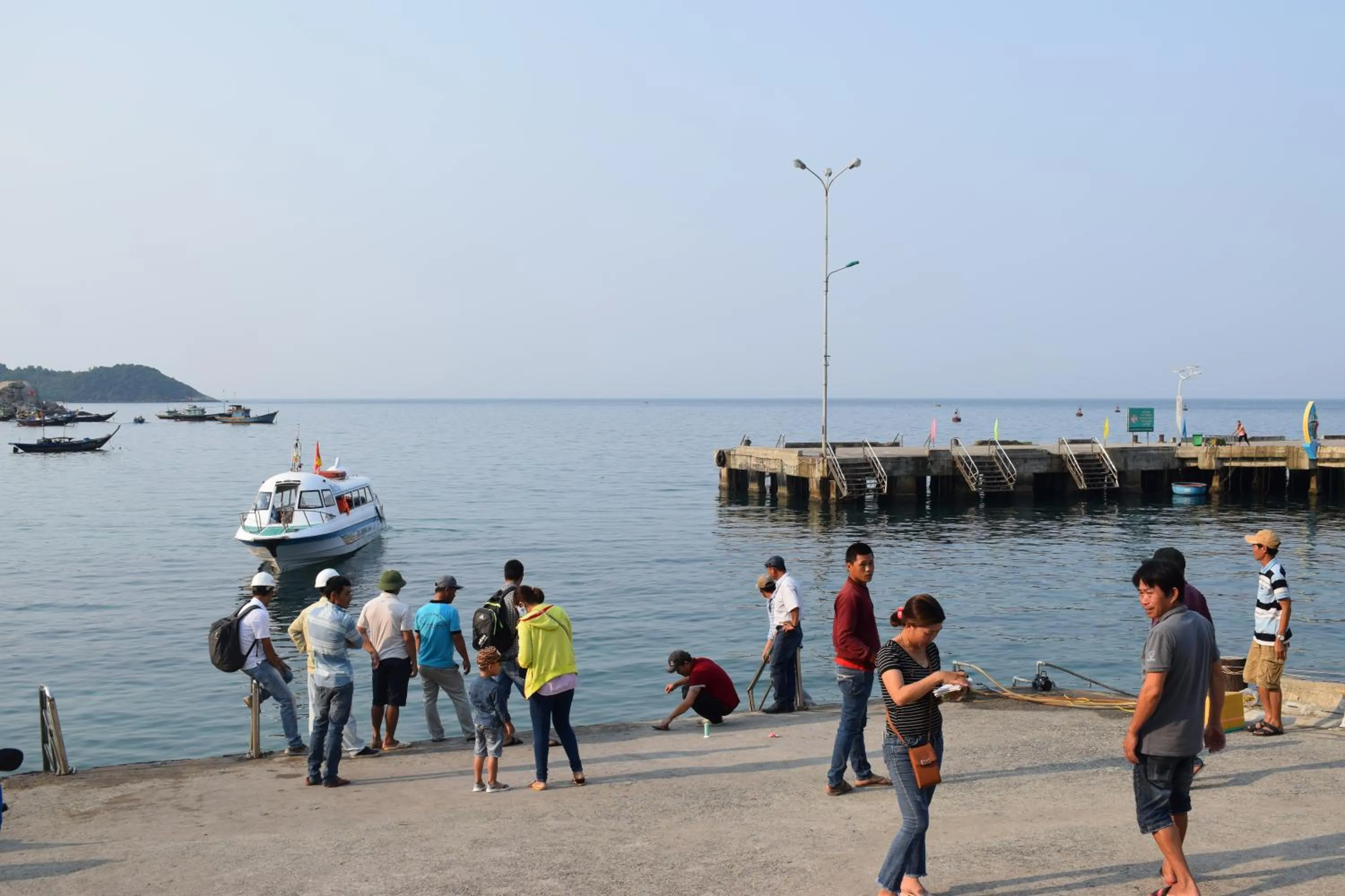 Beach in Cham Island Smiles Homestay