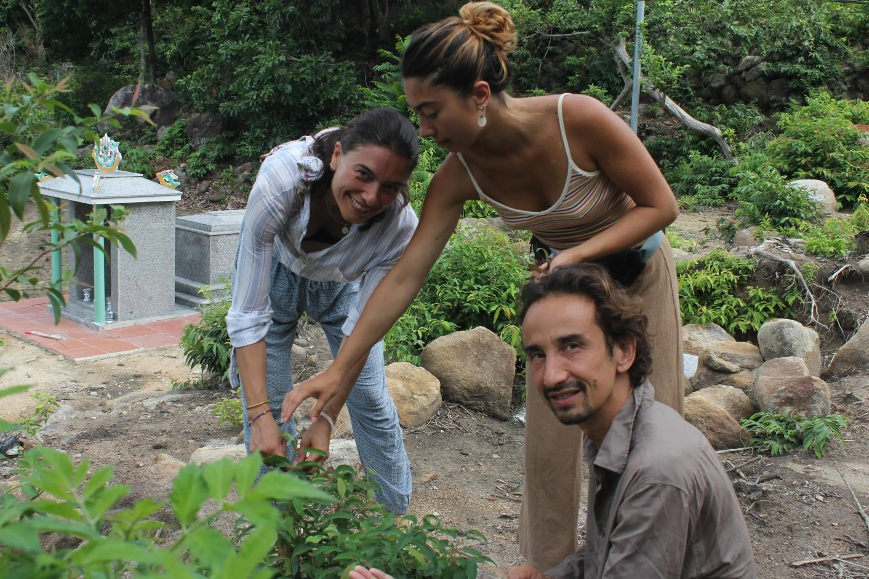 Hiking in Cham Island Smiles Homestay