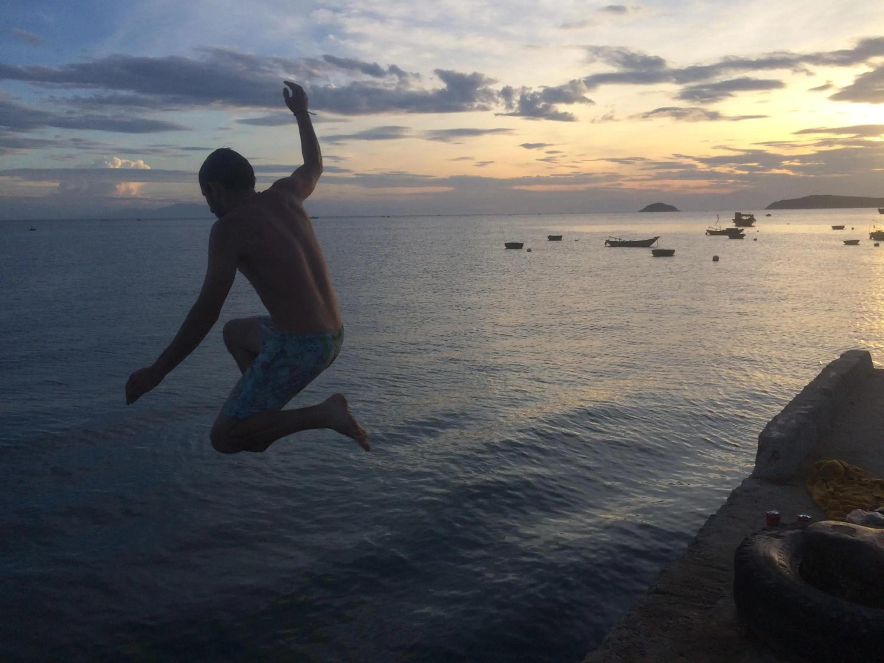 Snorkeling in Cham Island Smiles Homestay