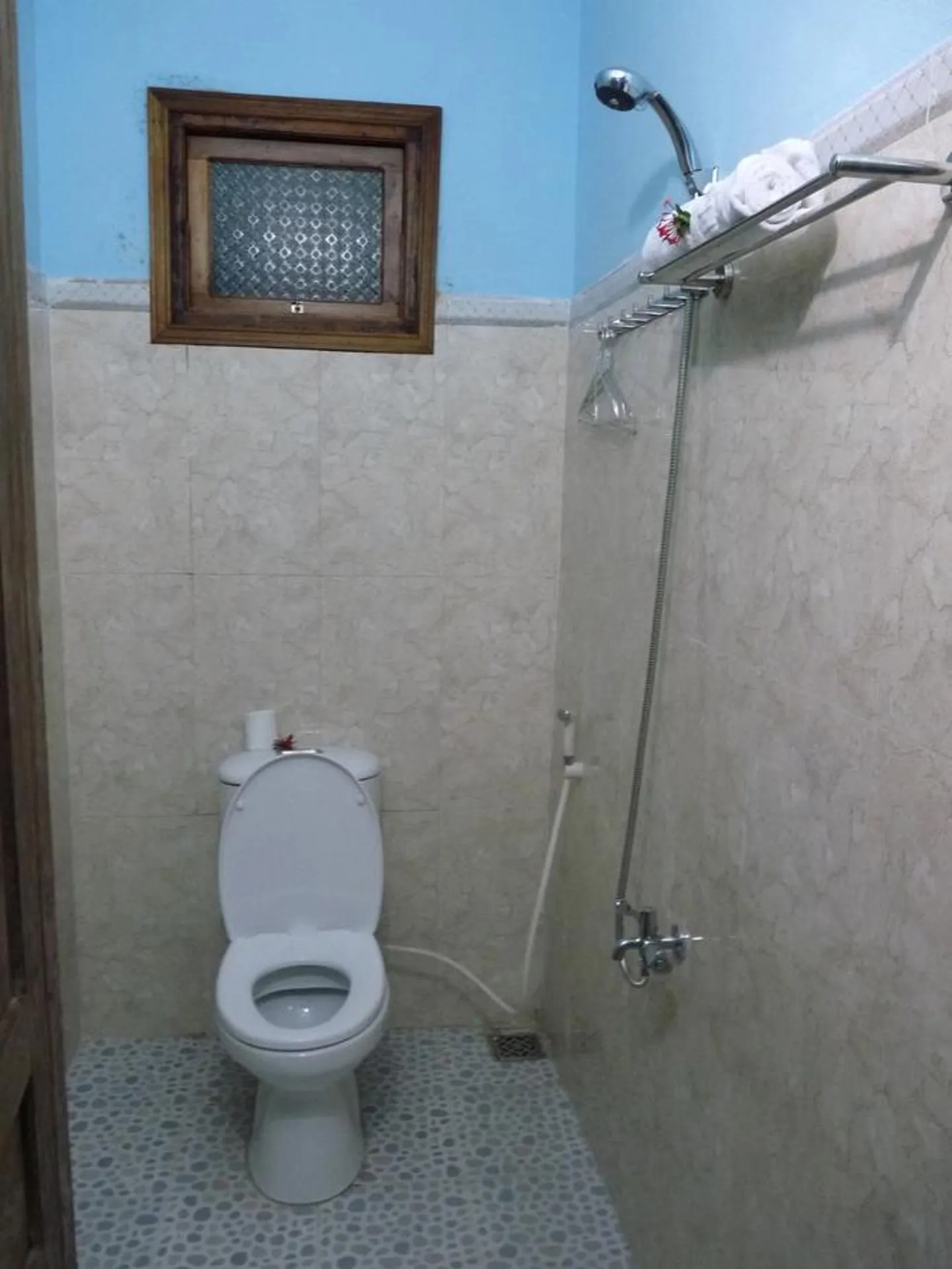 Bathroom in Cham Island Smiles Homestay
