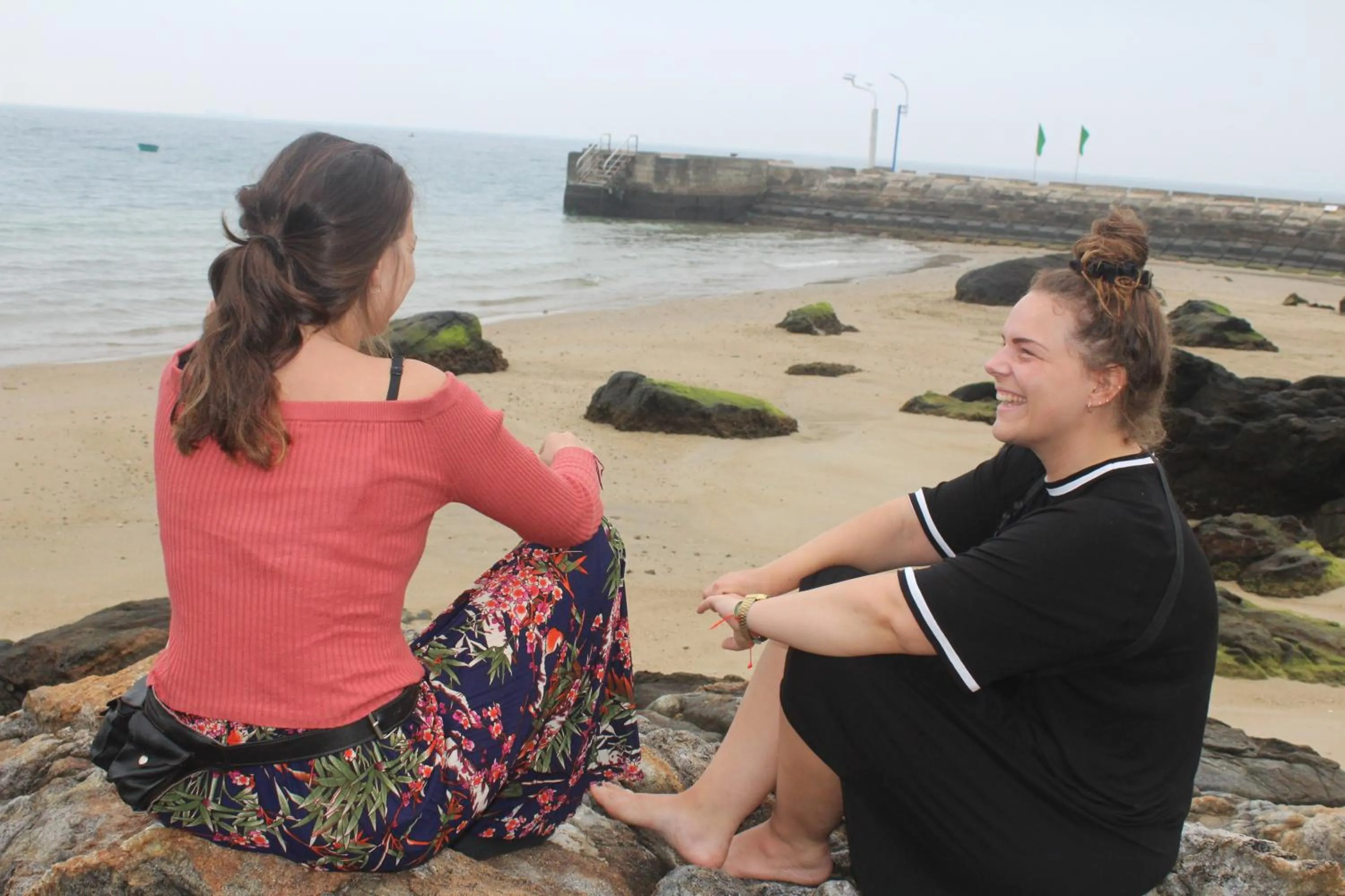 People in Cham Island Smiles Homestay