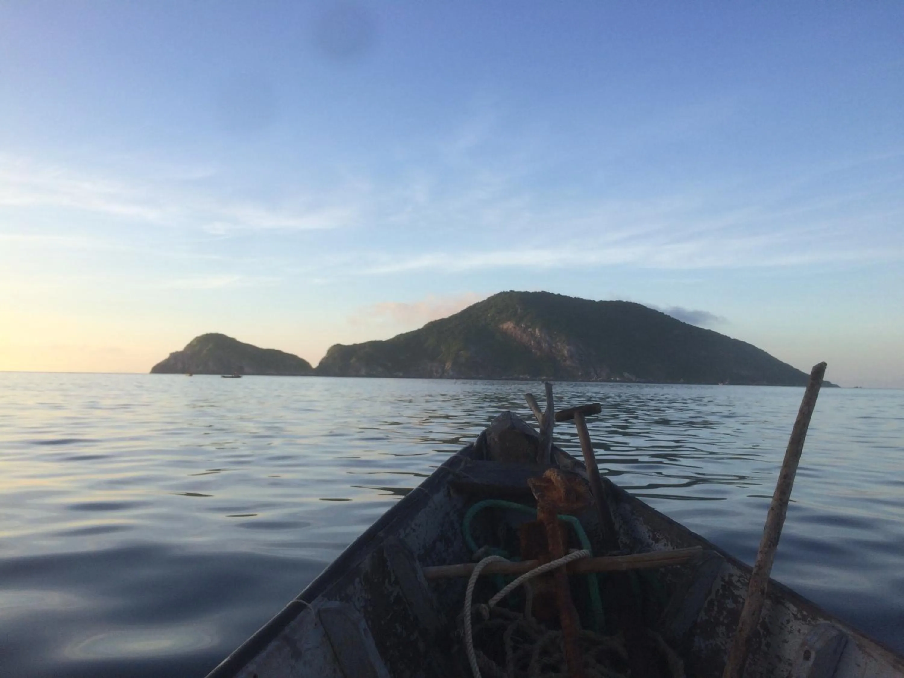 Fishing in Cham Island Smiles Homestay