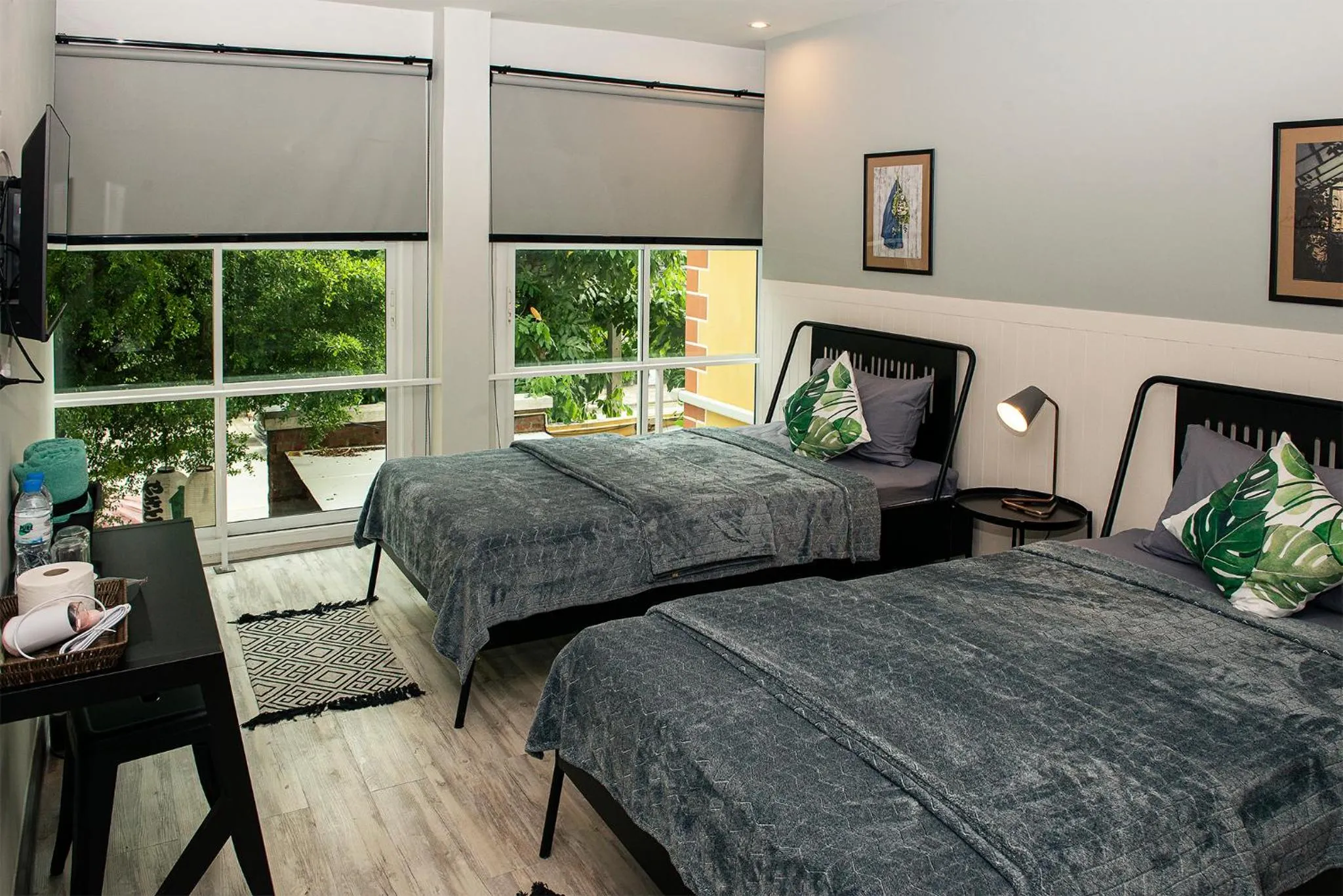 Photo of the whole room, Bed in I Rich Residence