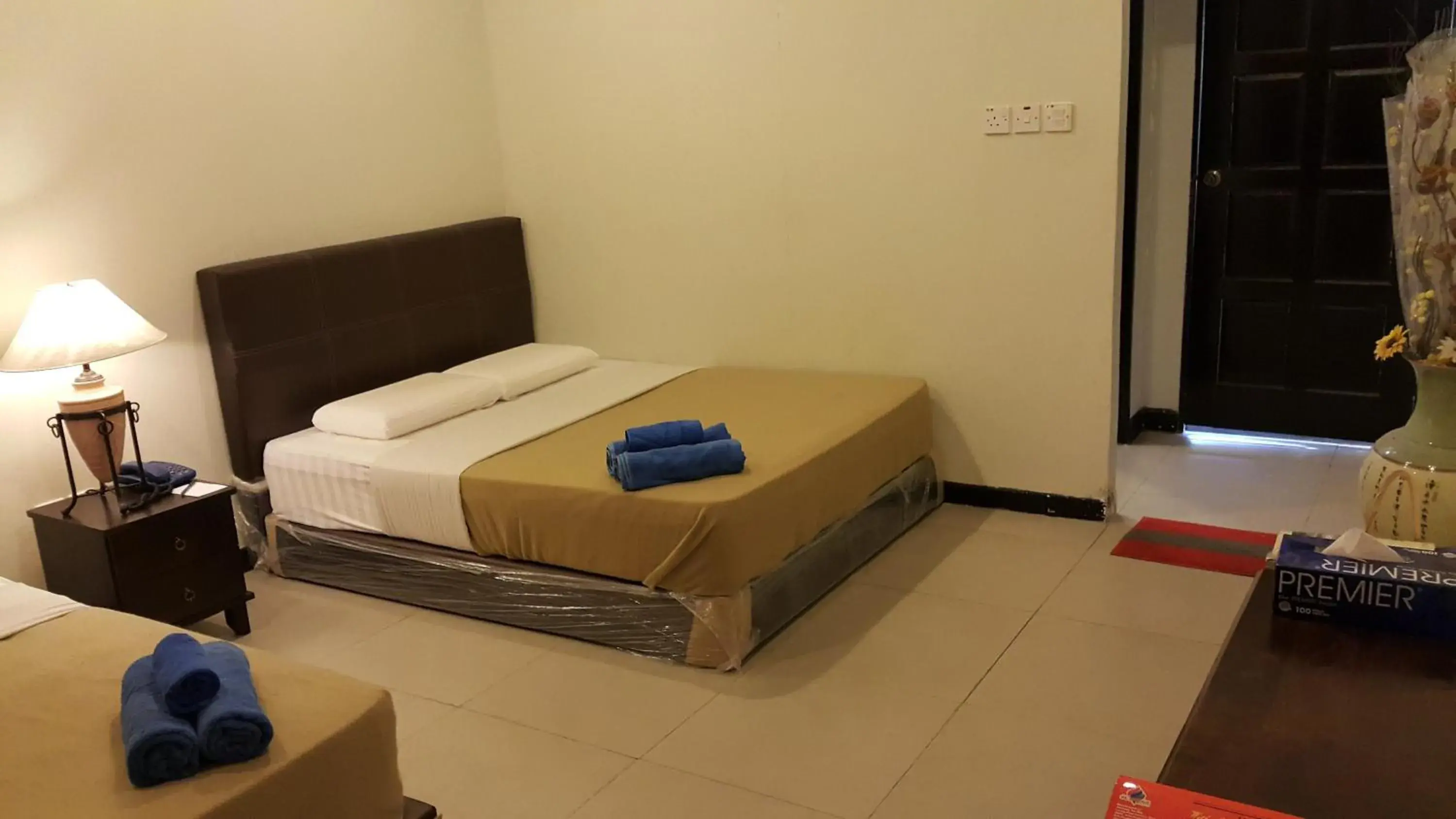 Superior Triple Room with Mountain view in Crystal Hill R Superior Triple Room with Mountain view in Crystal Hill R