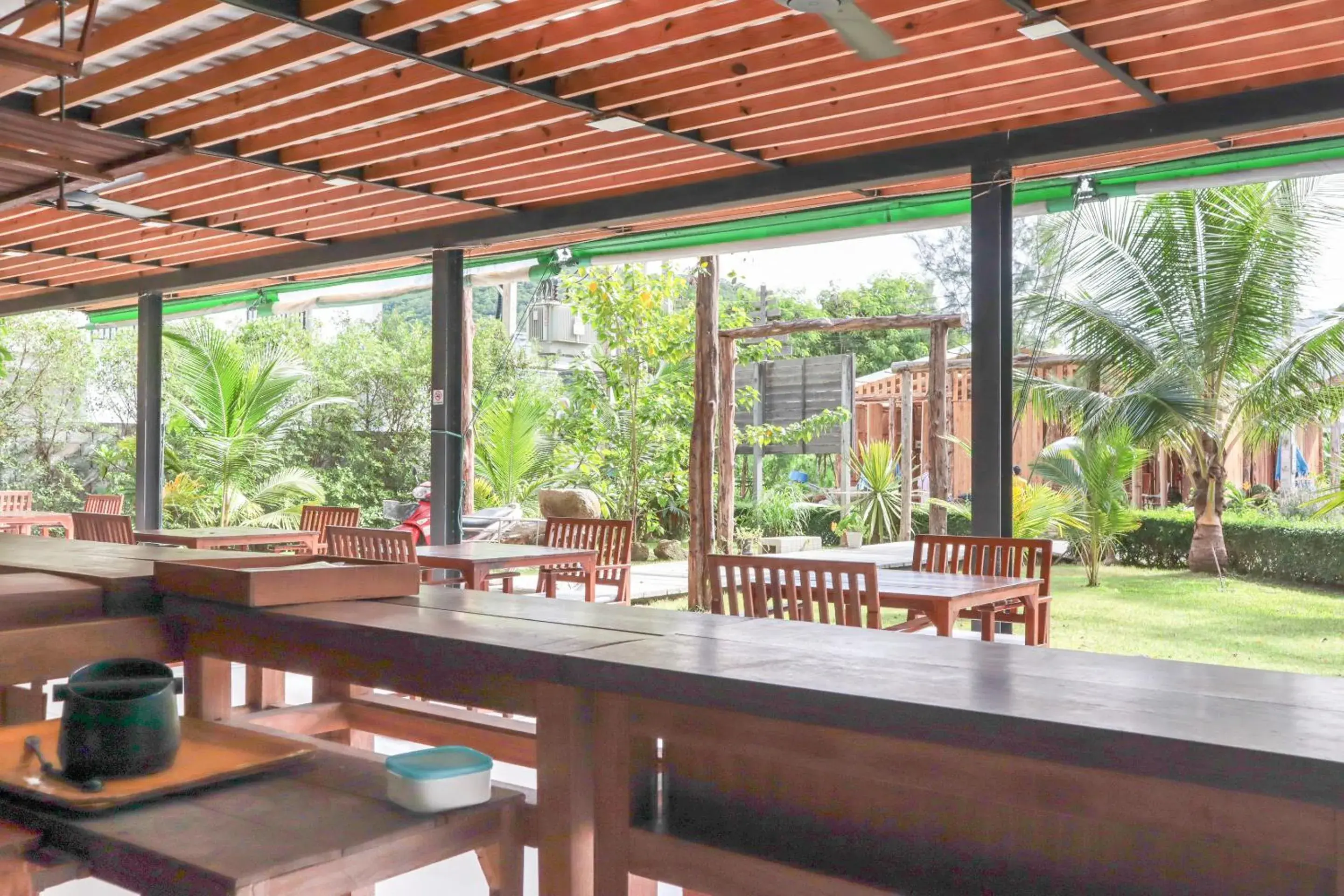 Restaurant/places to eat in Wabi Sabi Boutique Hotel - SHA Extra Plus Restaurant/places to eat in Wabi Sabi Boutique Hotel - SHA Extra Plus