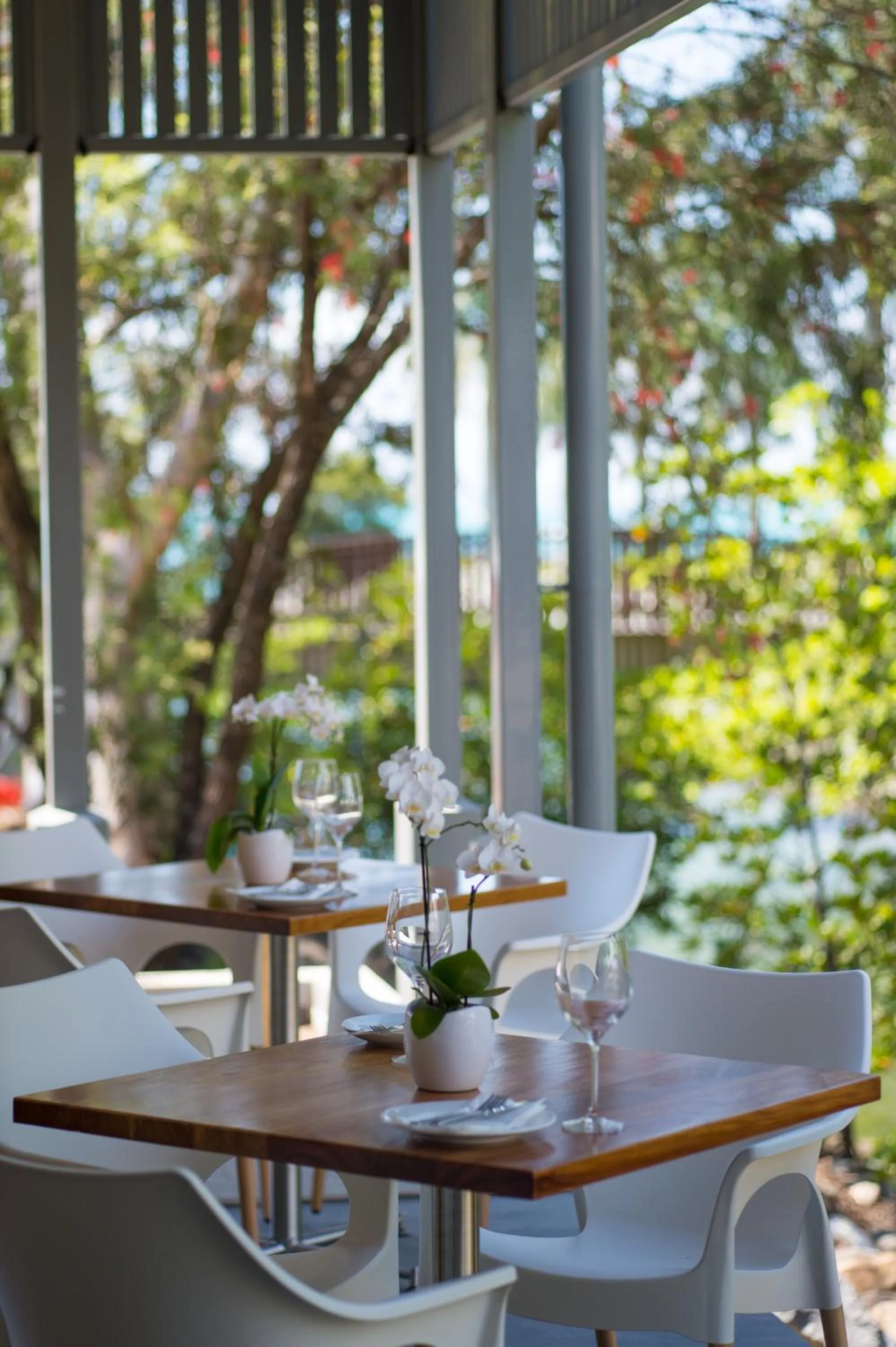 Restaurant/places to eat in Heart Hotel and Gallery Whitsundays