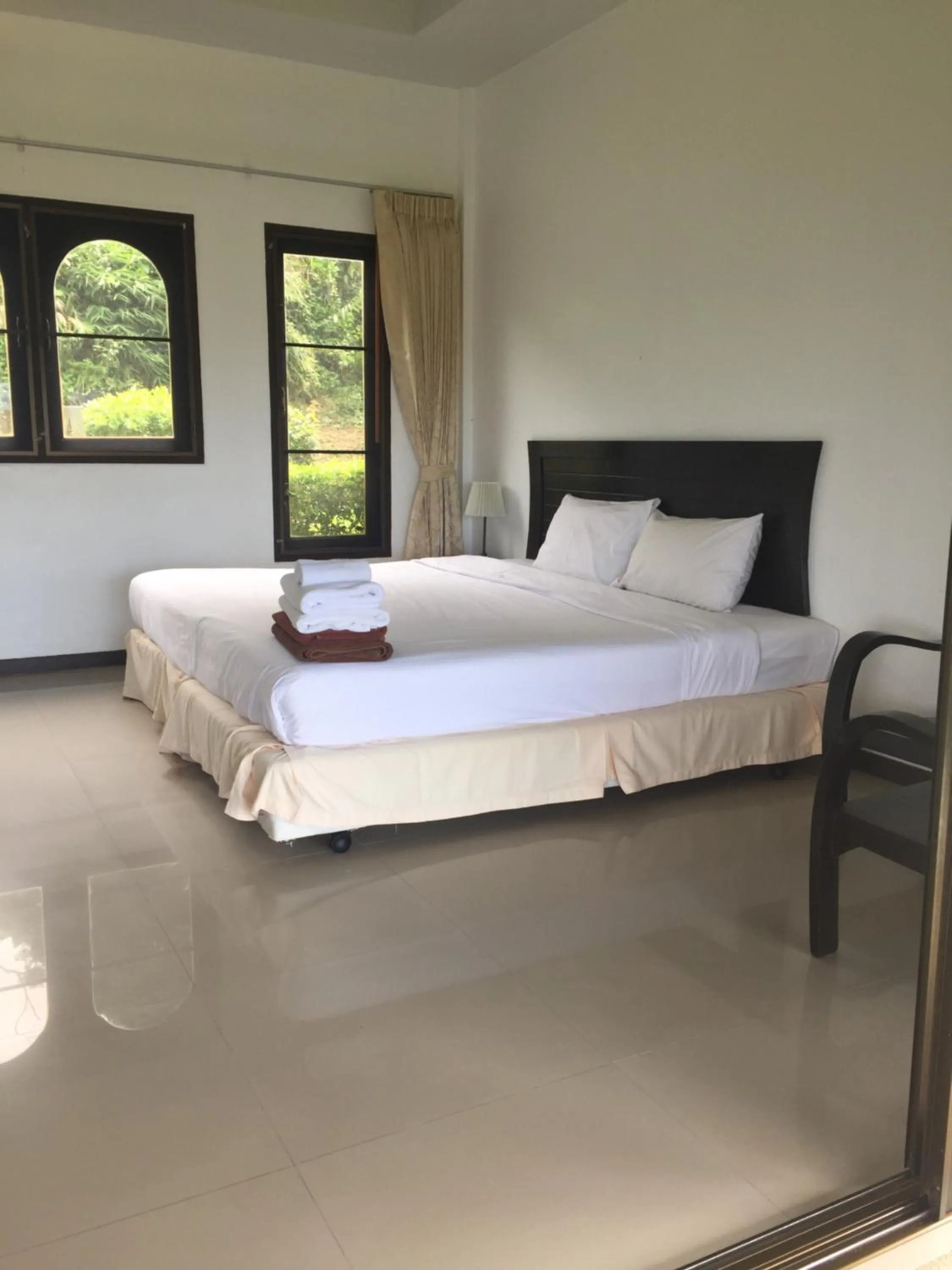 Bed in Khaolak Hillside Villa