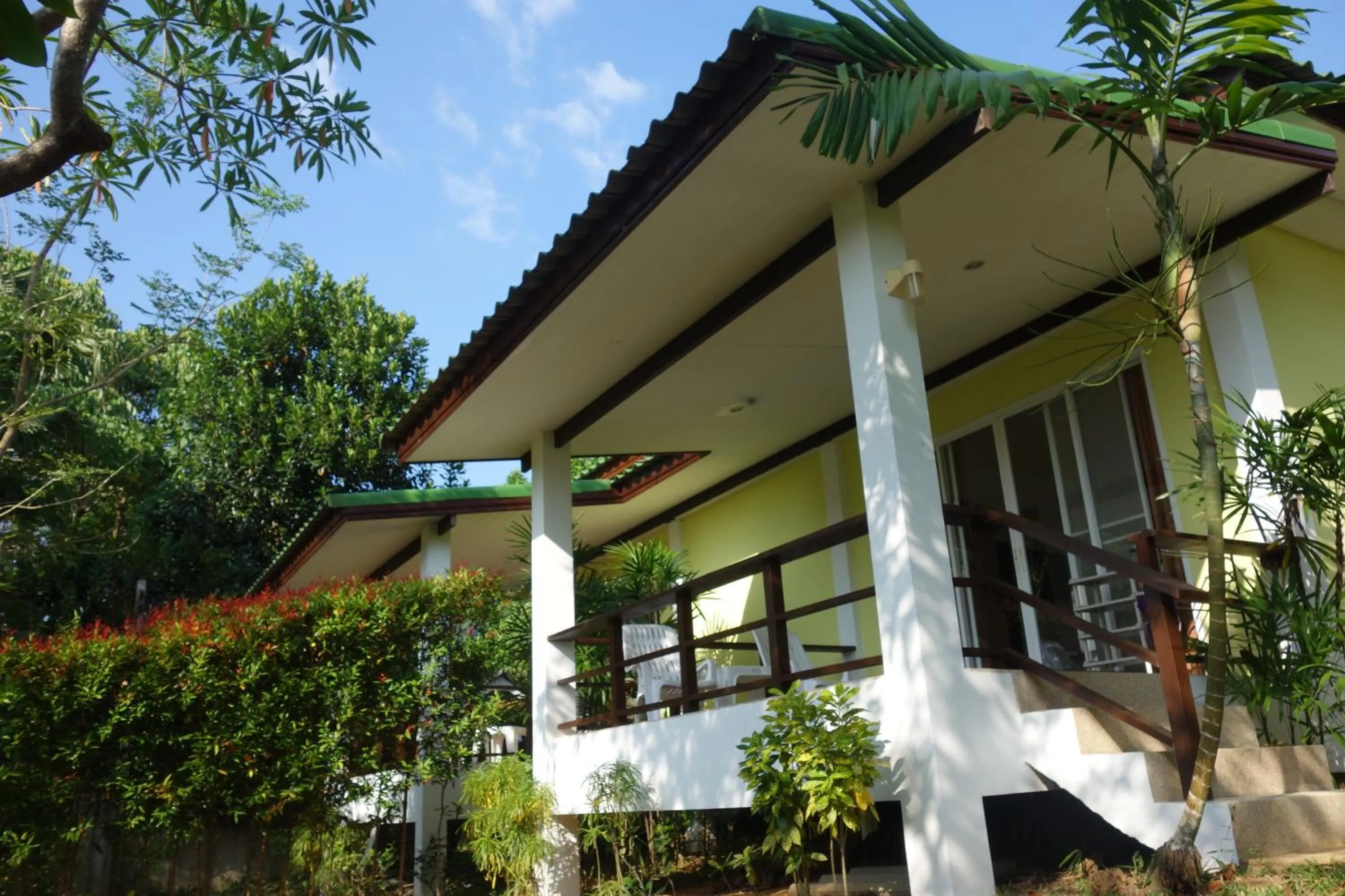 Property building in Khaolak Hillside Villa
