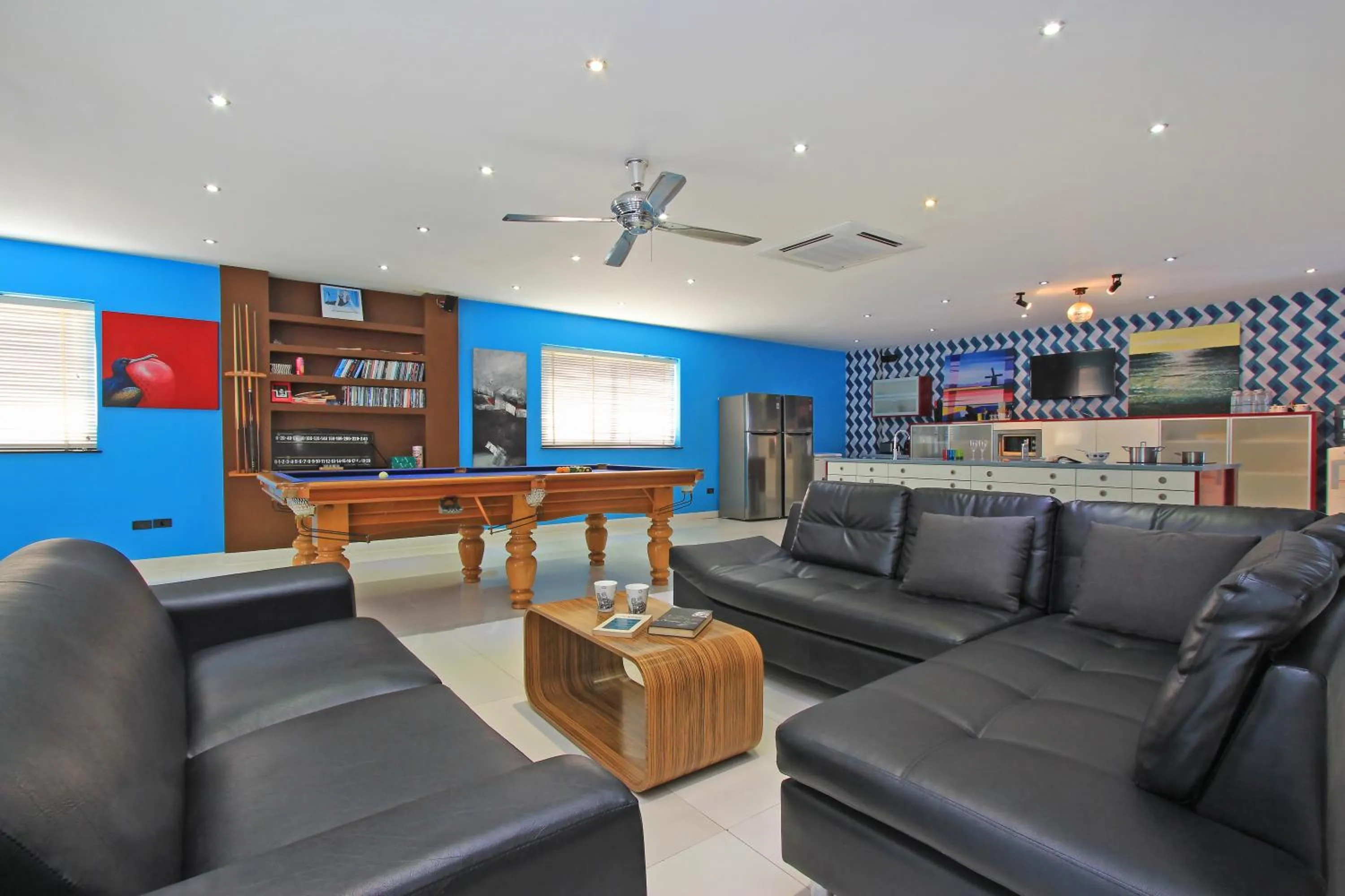 Communal lounge/ TV room in Sharrow Bay