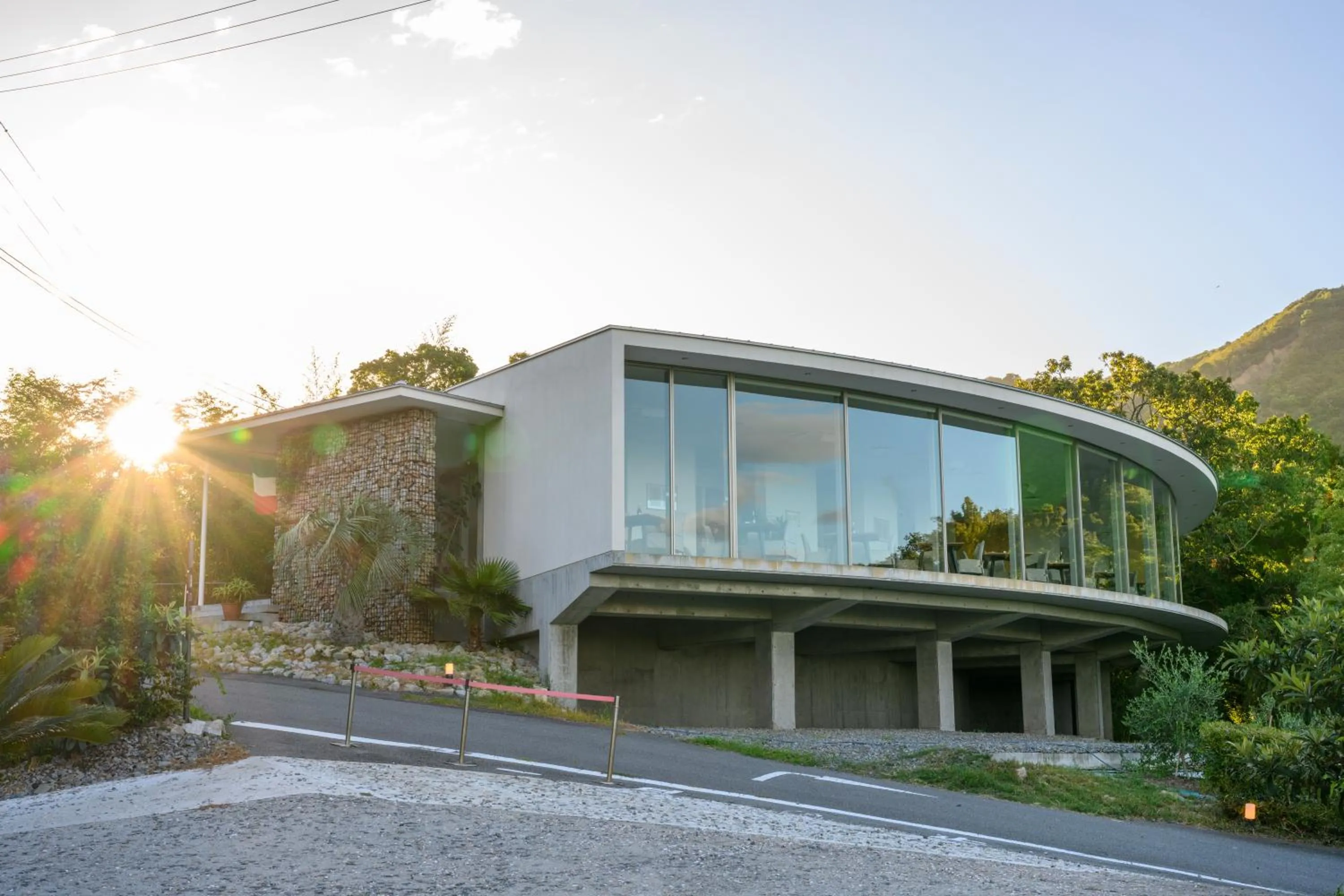 Property building in Resort Hotel Moana Coast