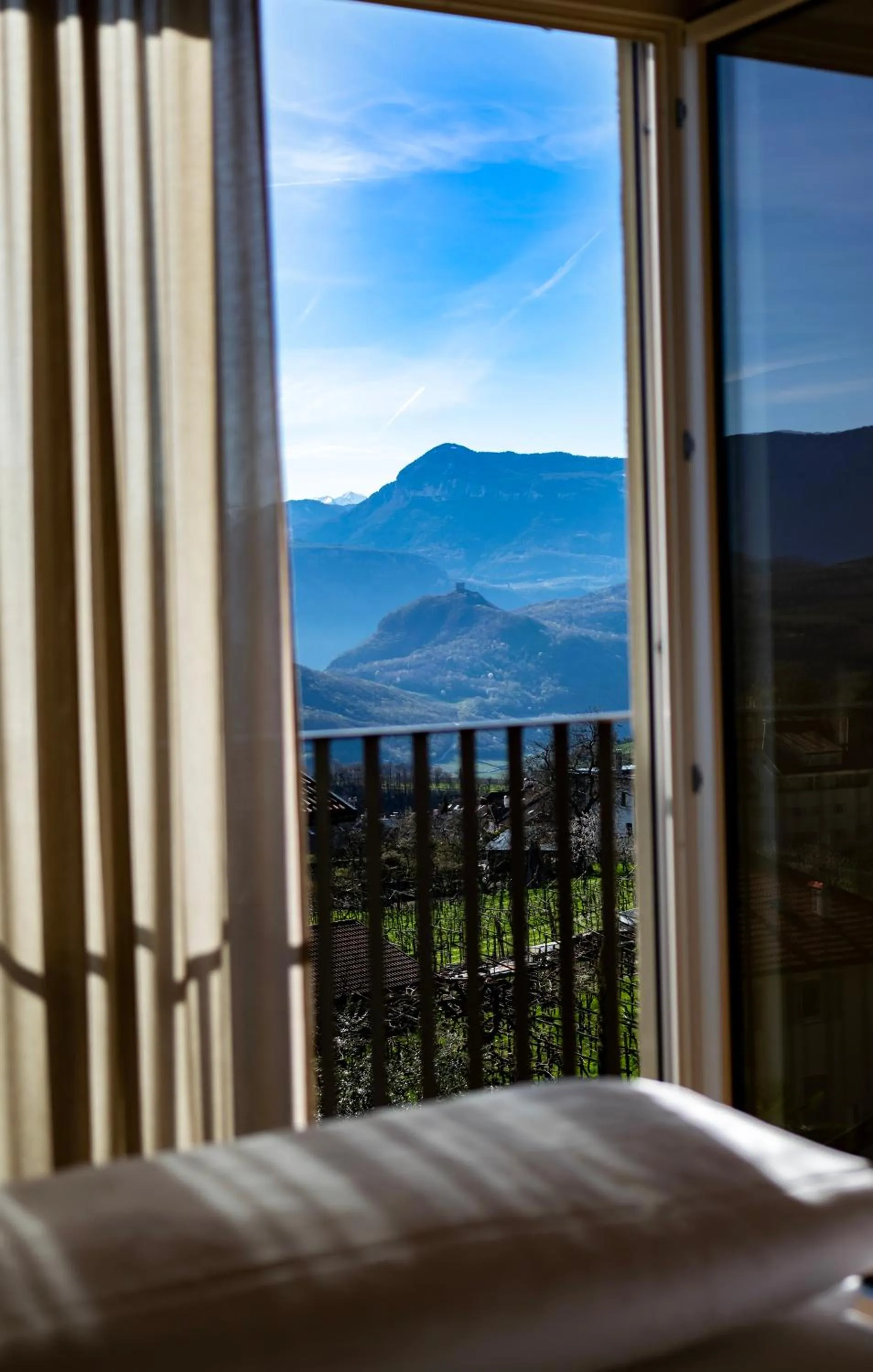 Bed in Brühl Suites&Residence