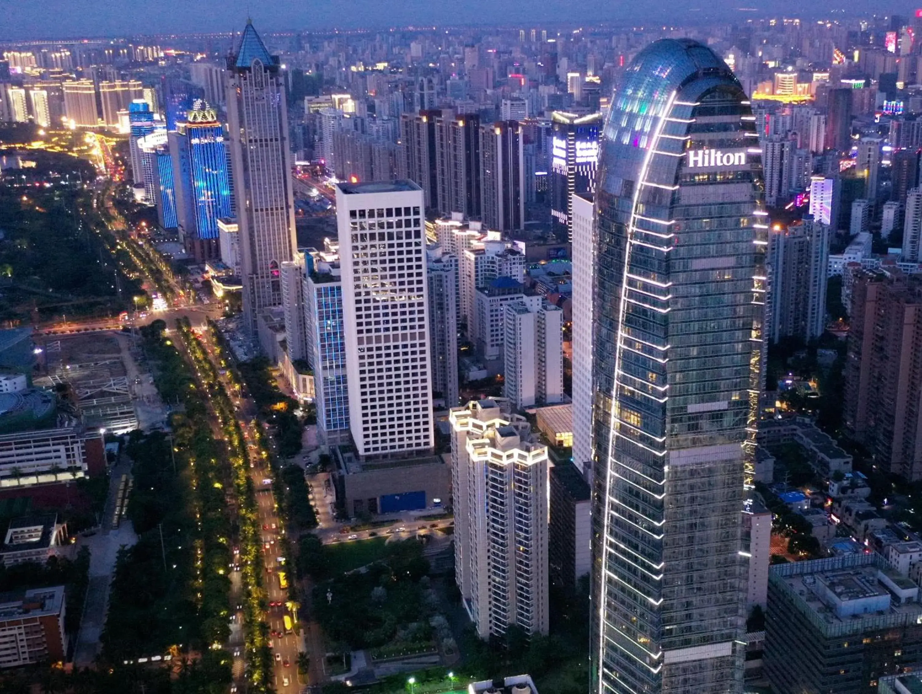 Property building in Hilton Haikou Property building in Hilton Haikou