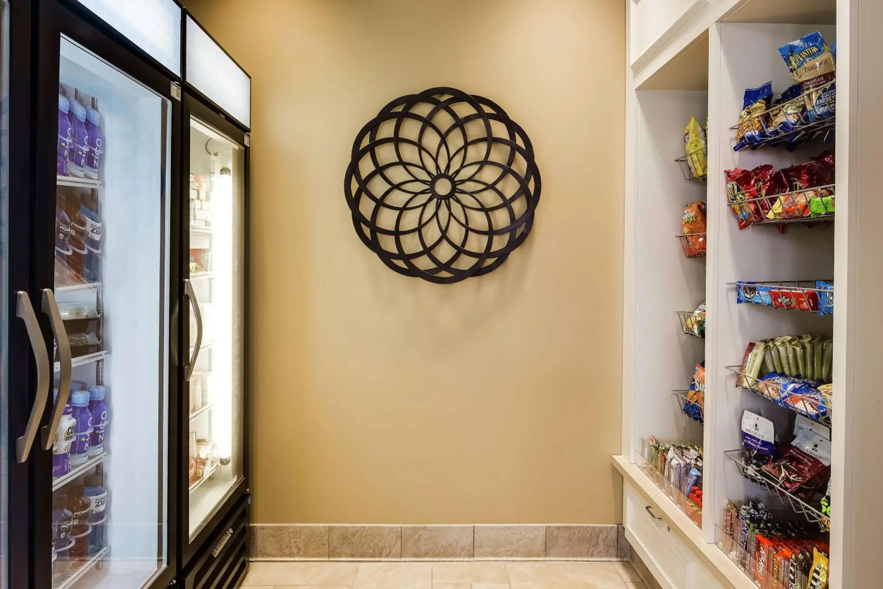 Restaurant/places to eat in Hilton Garden Inn Bettendorf/ Quad Cities Restaurant/places to eat in Hilton Garden Inn Bettendorf/ Quad Cities