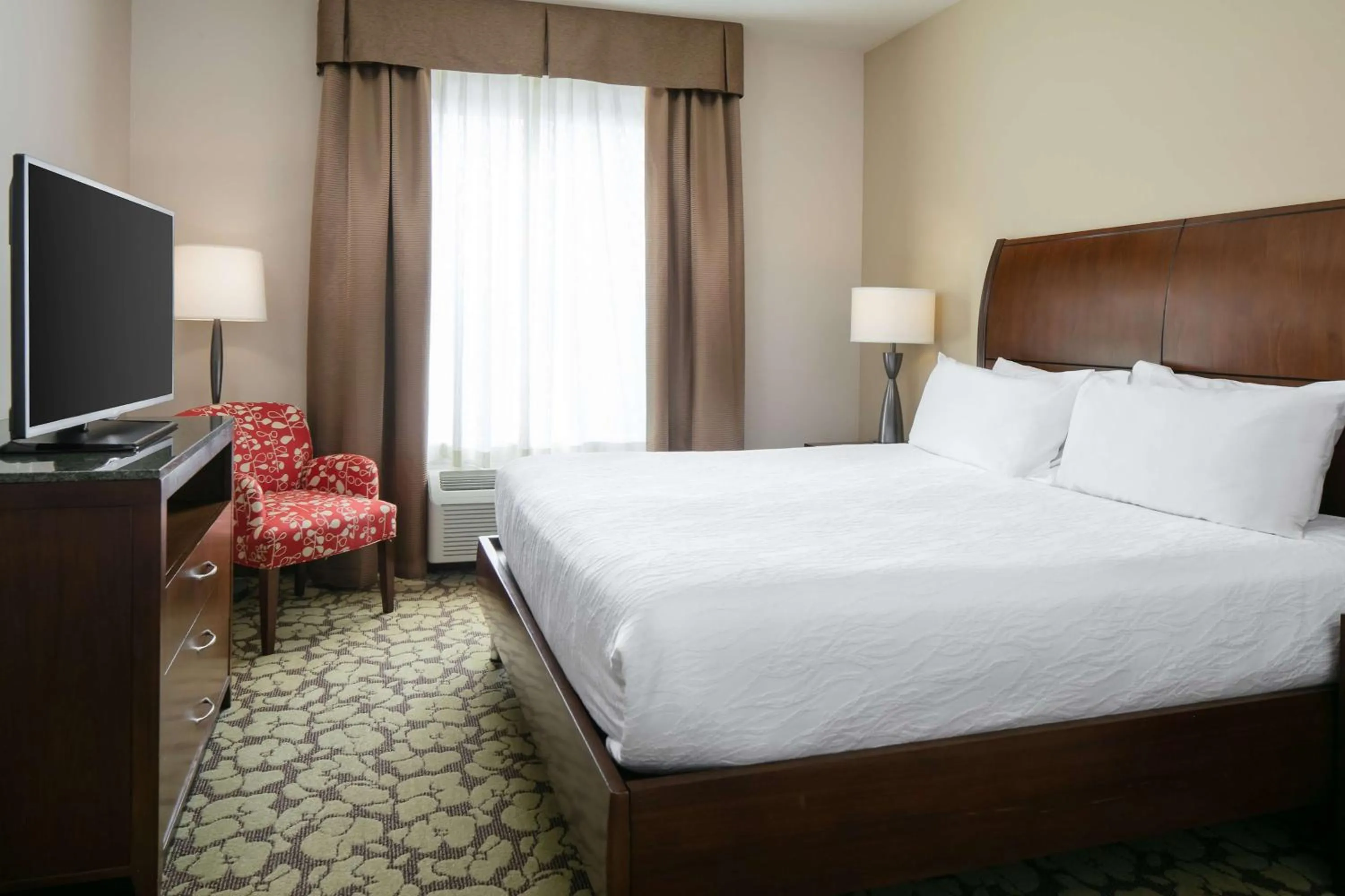Bed in Hilton Garden Inn Bettendorf/ Quad Cities