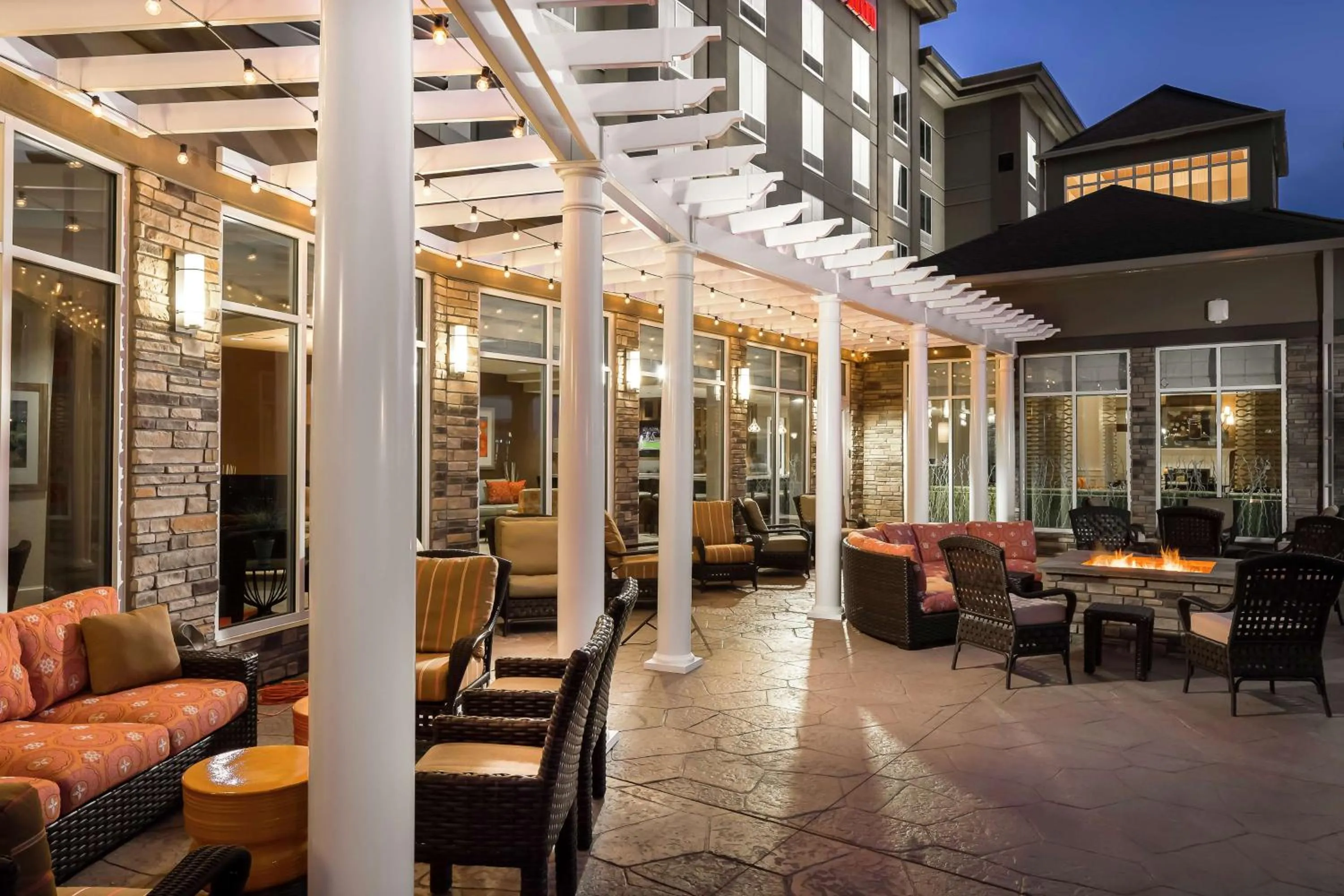 Property building in Hilton Garden Inn Bettendorf/ Quad Cities