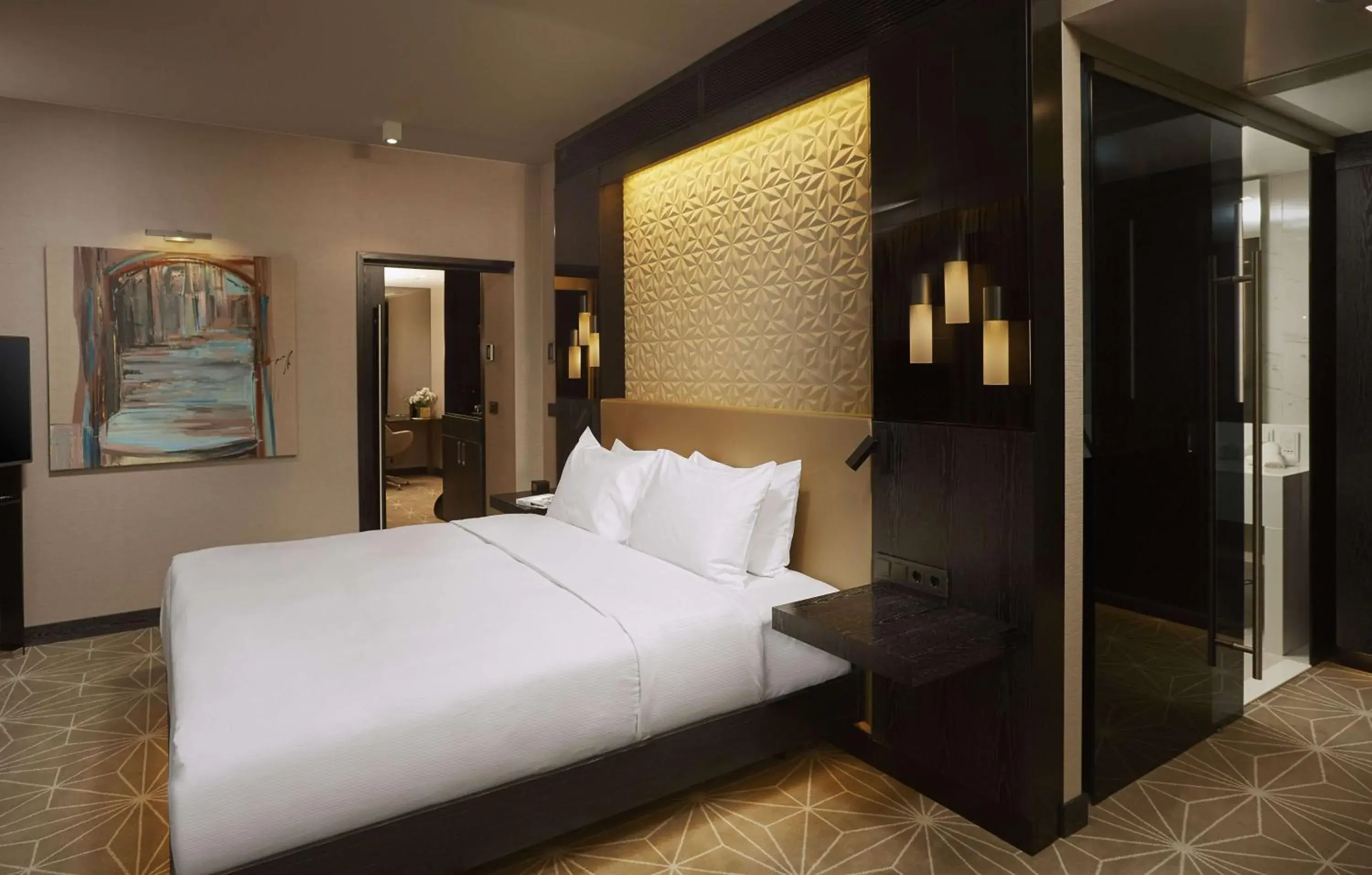 Living room, Bed in Hilton Tallinn Park Living room, Bed in Hilton Tallinn Park