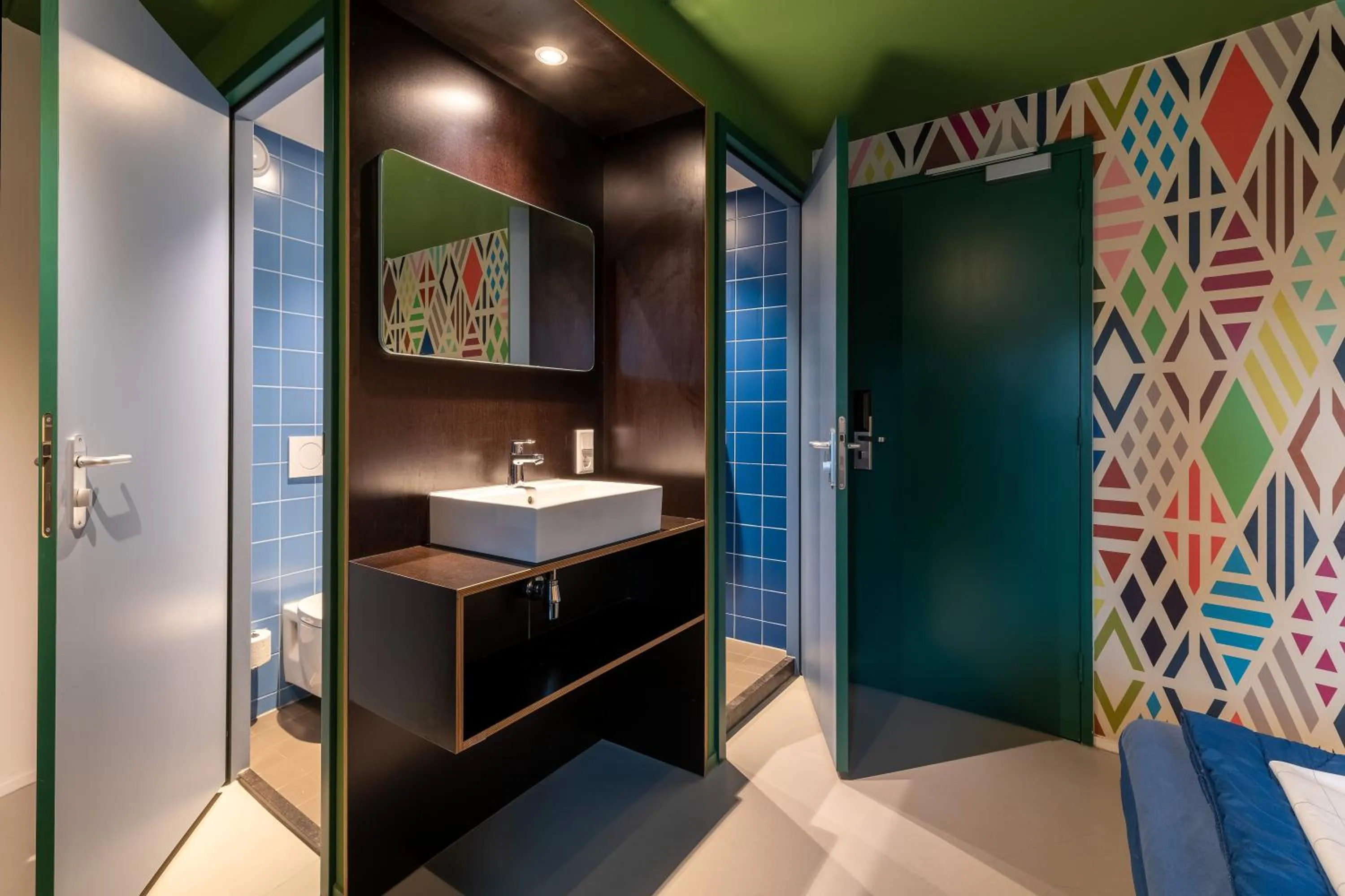 Quadruple Family Room with Private Bathroom in Stayokay Hostel Dordrecht - Nationaal Park De Biesbosch
