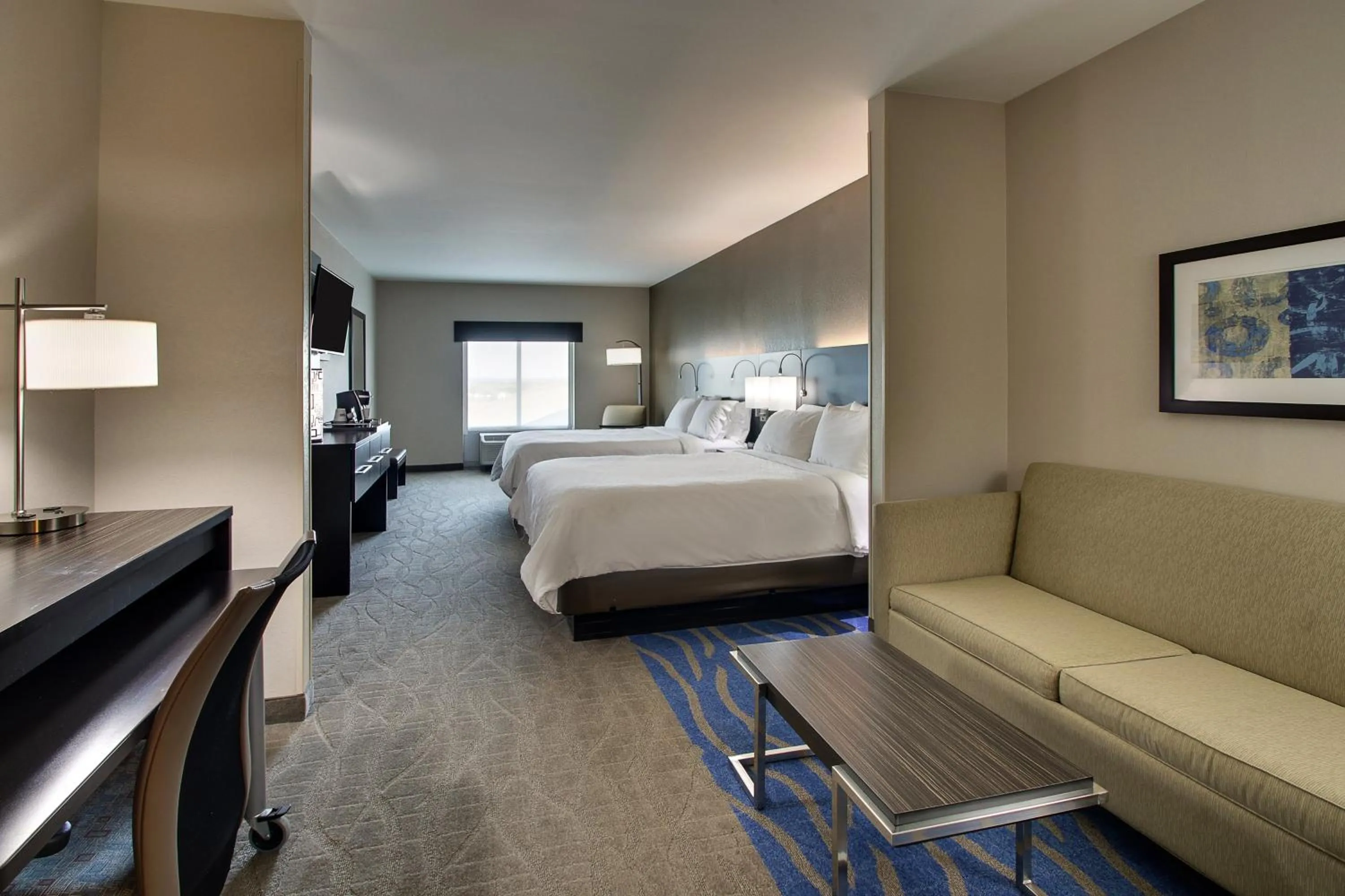 Photo of the whole room, Bed in Holiday Inn Express & Suites Lancaster East - Strasburg by IHG