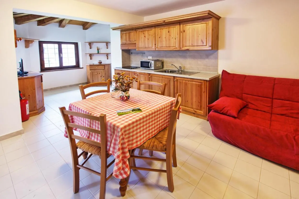 Dining area in Albergo Diffuso "Col Gentile" Socchieve