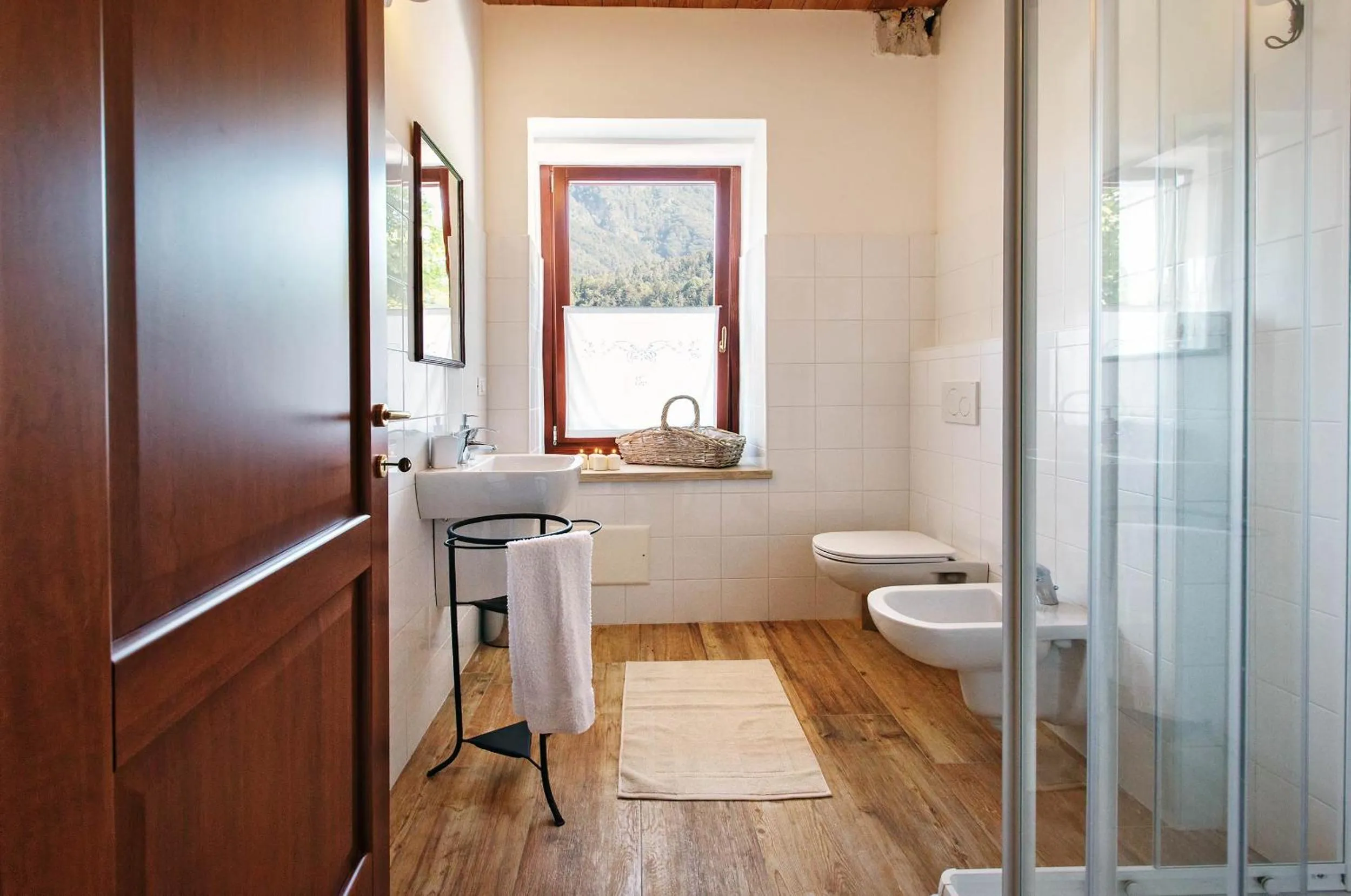 Bathroom in Albergo Diffuso "Col Gentile" Socchieve