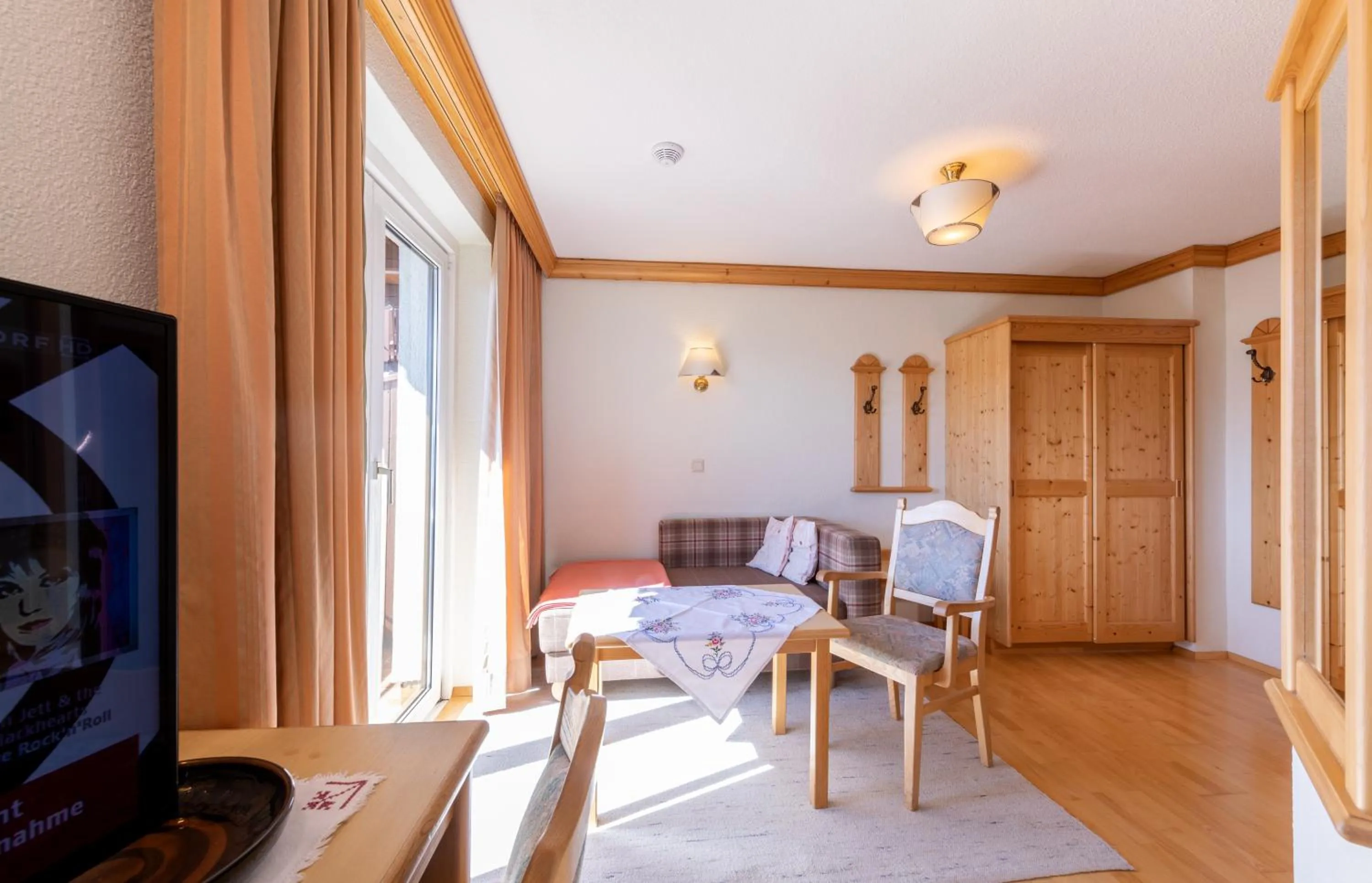 TV and multimedia in Alpenhof