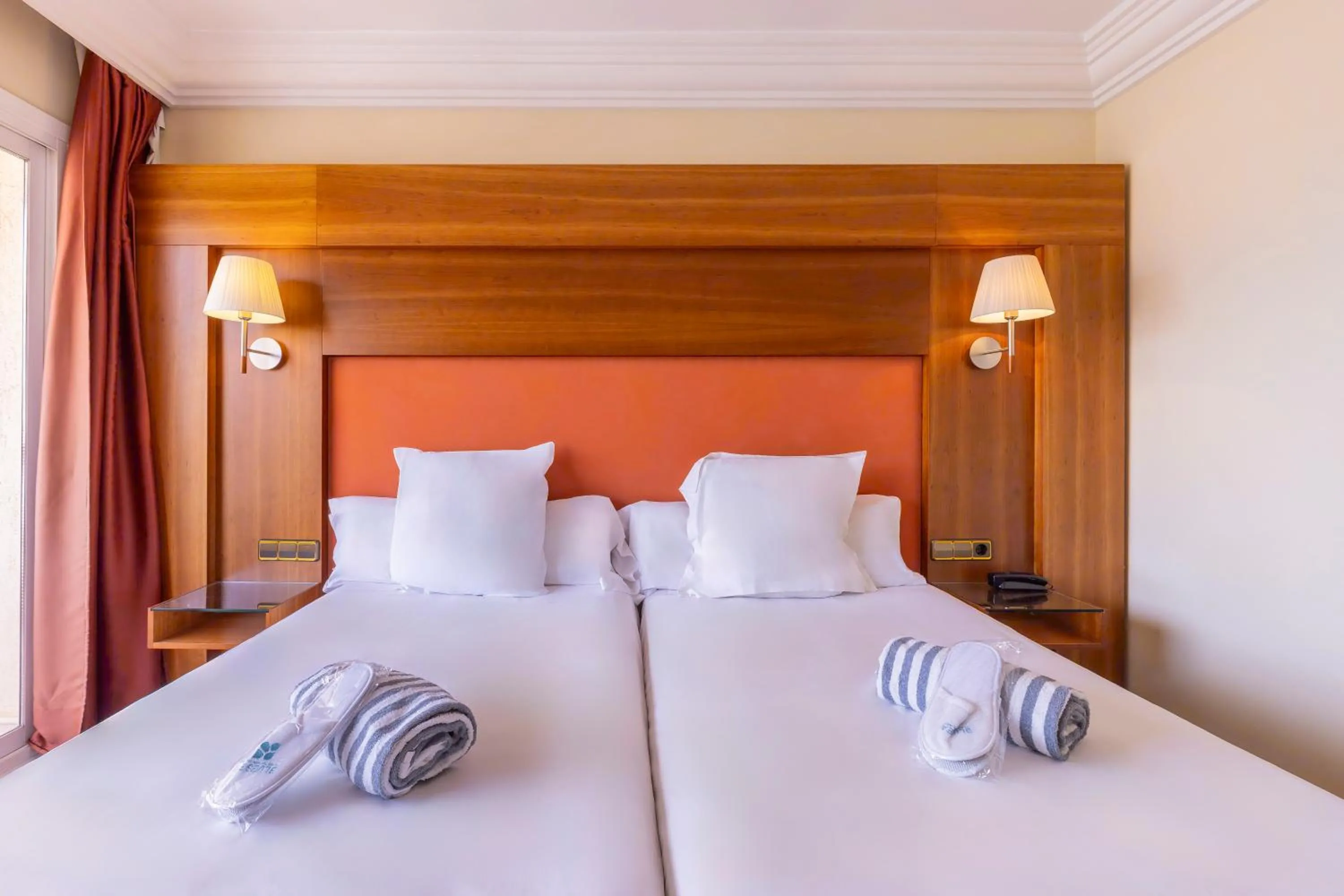 Bedroom, Bed in Hotel Moon Dreams Portomagno