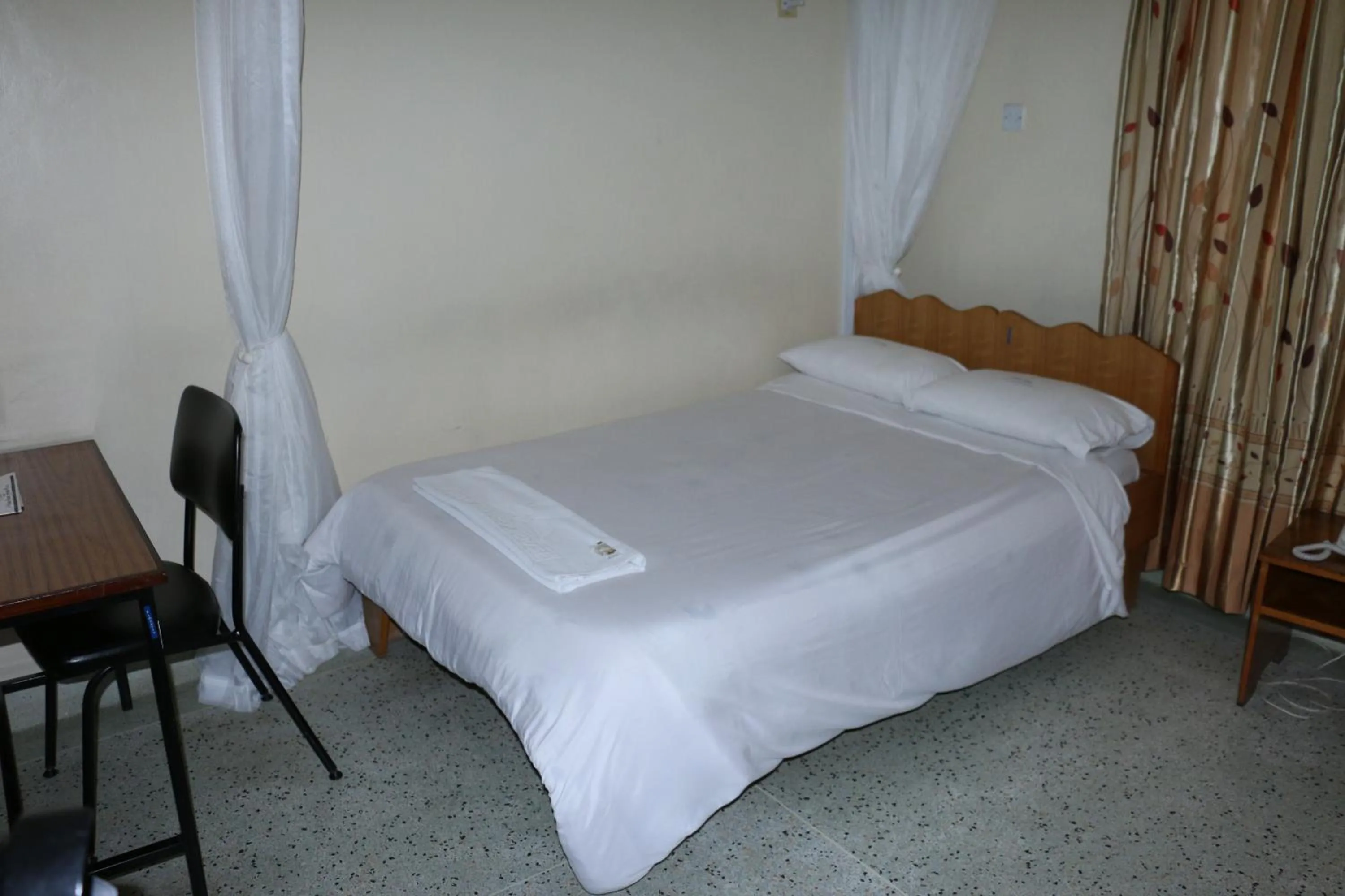 Property building, Bed in Adventist LMS Guest House & Conference Centre