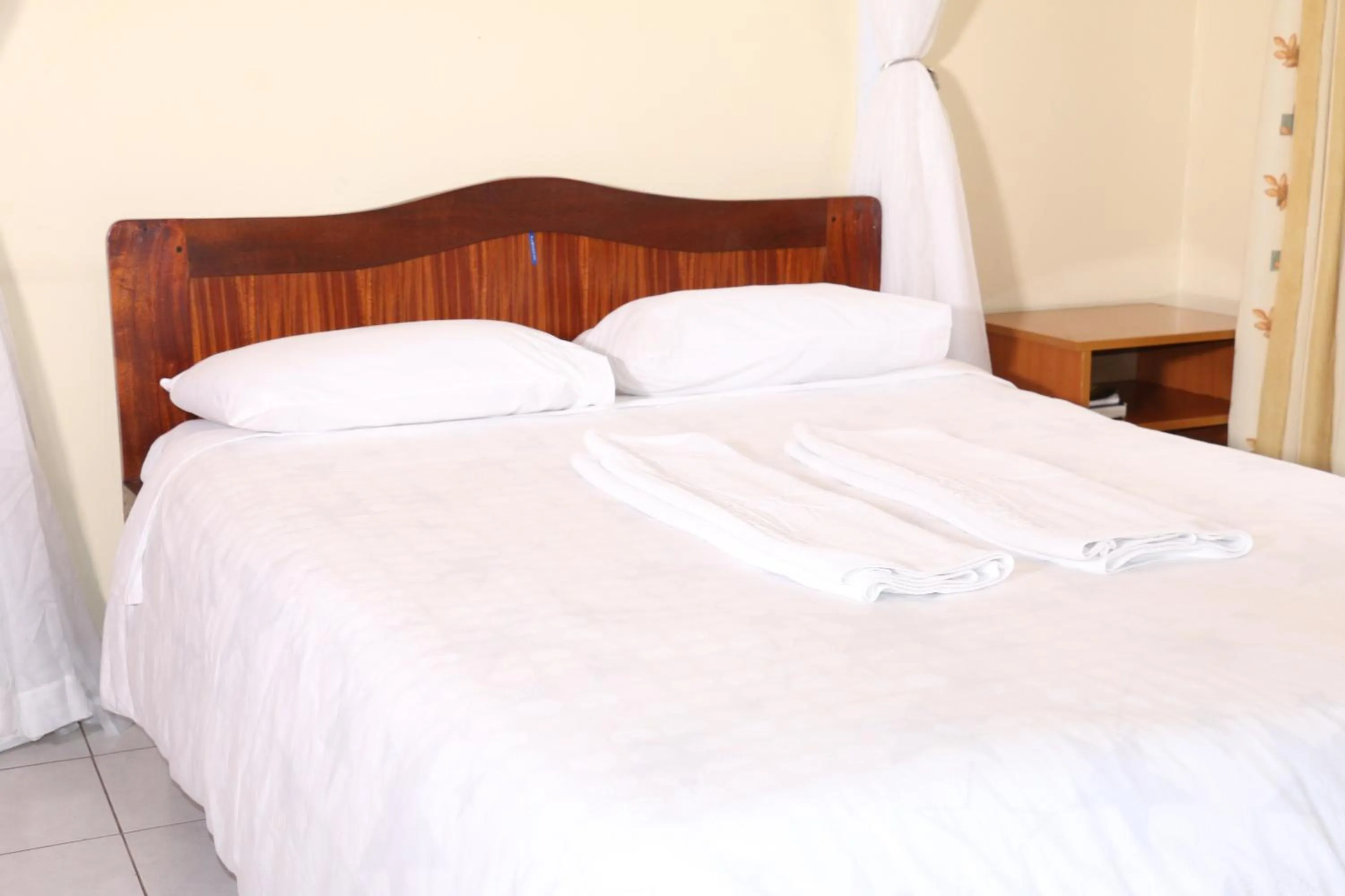 Property building, Bed in Adventist LMS Guest House & Conference Centre
