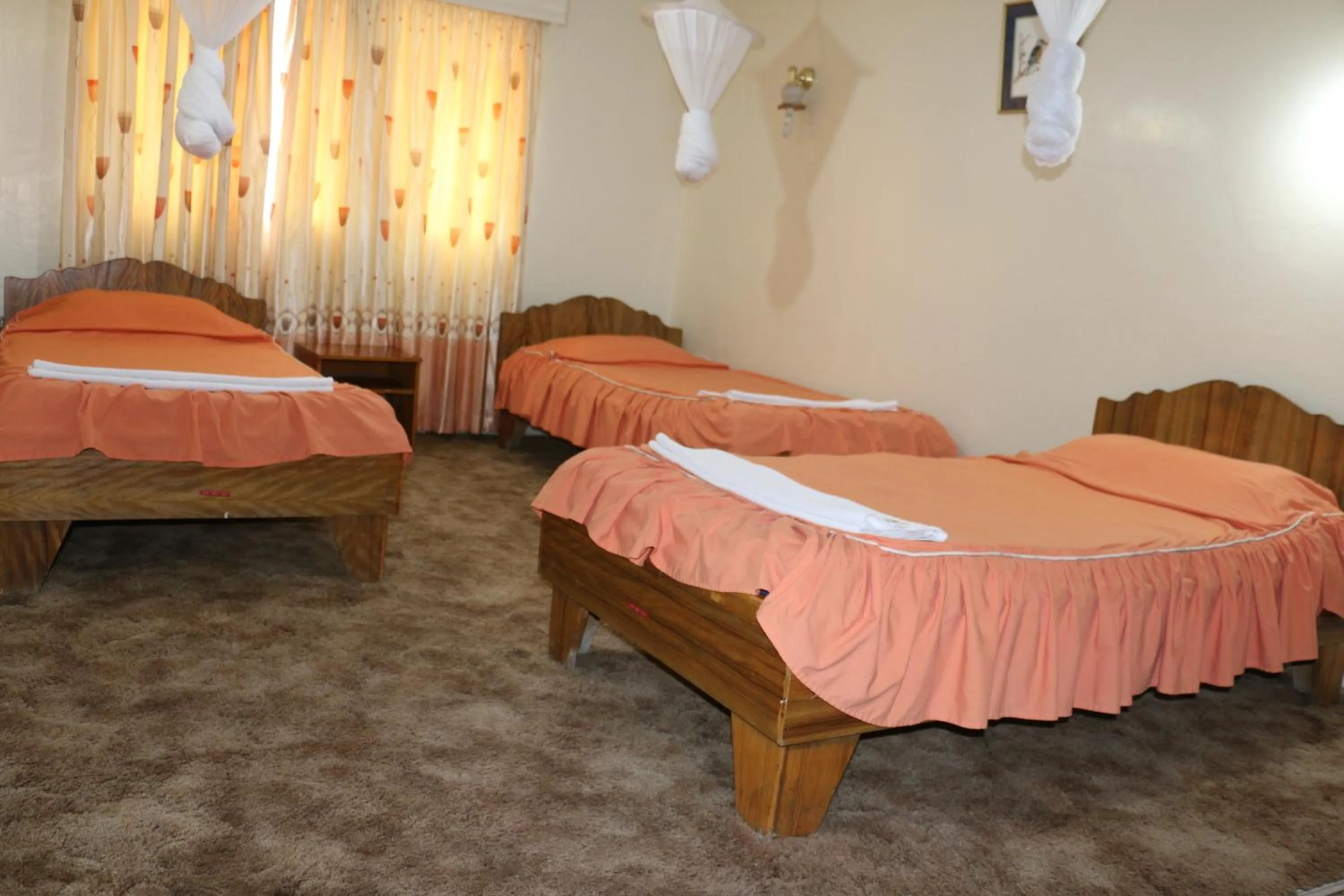Property building, Bed in Adventist LMS Guest House & Conference Centre