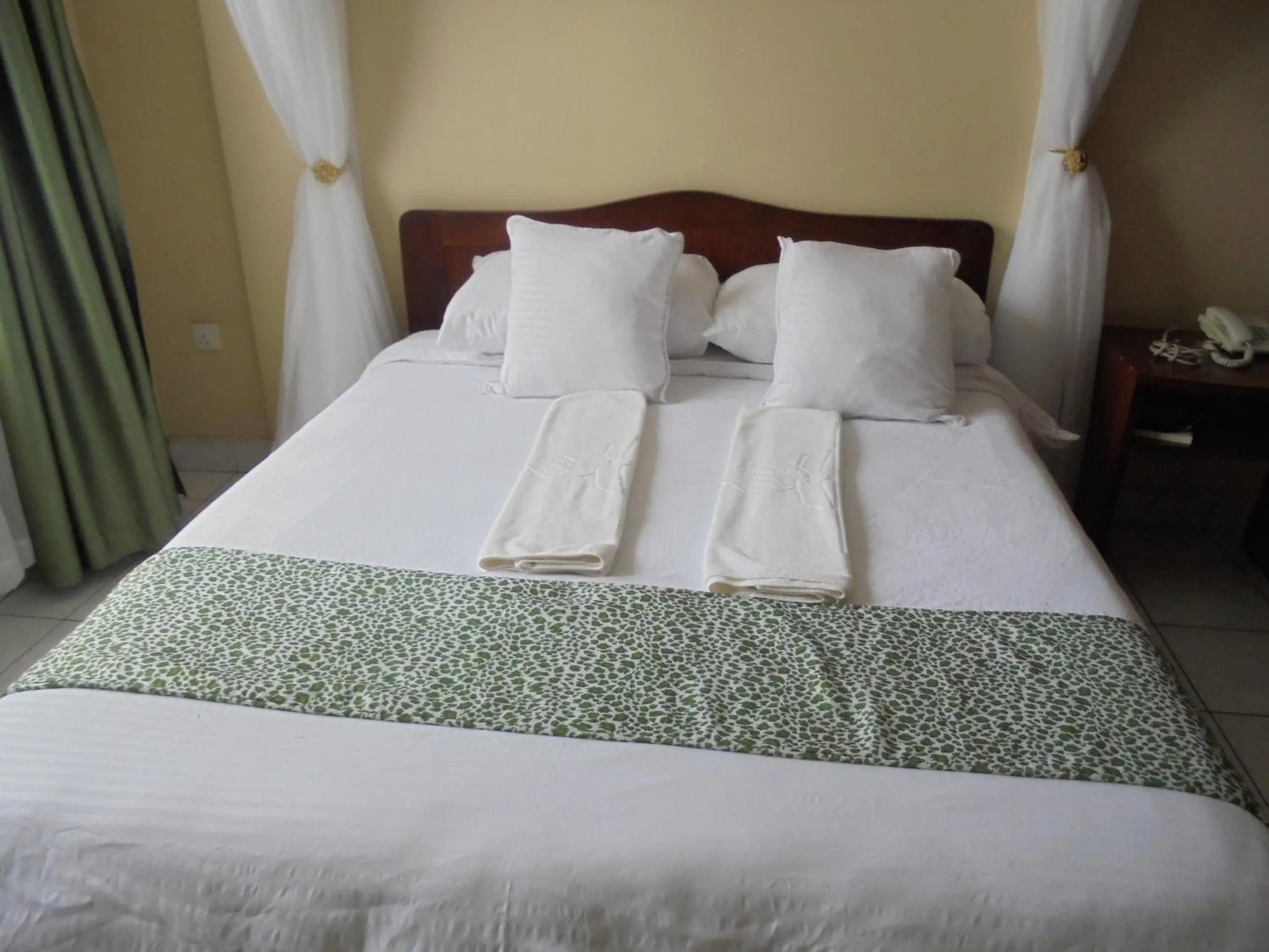 bunk bed, Bed in Adventist LMS Guest House & Conference Centre