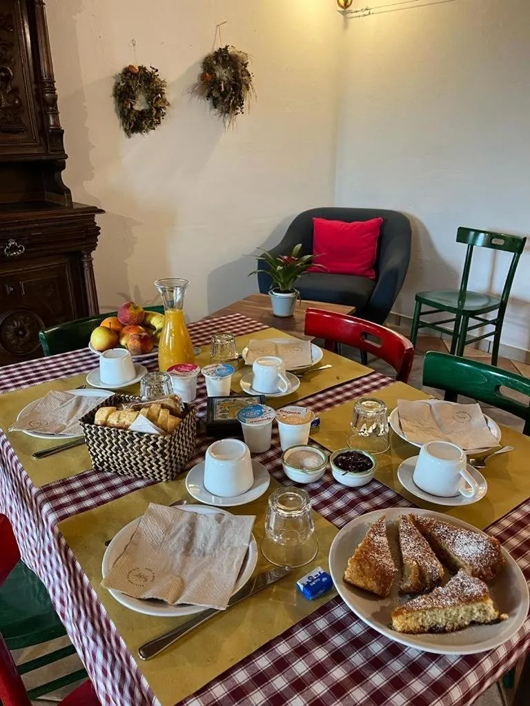 Food and drinks in B&B Cascina Bedria
