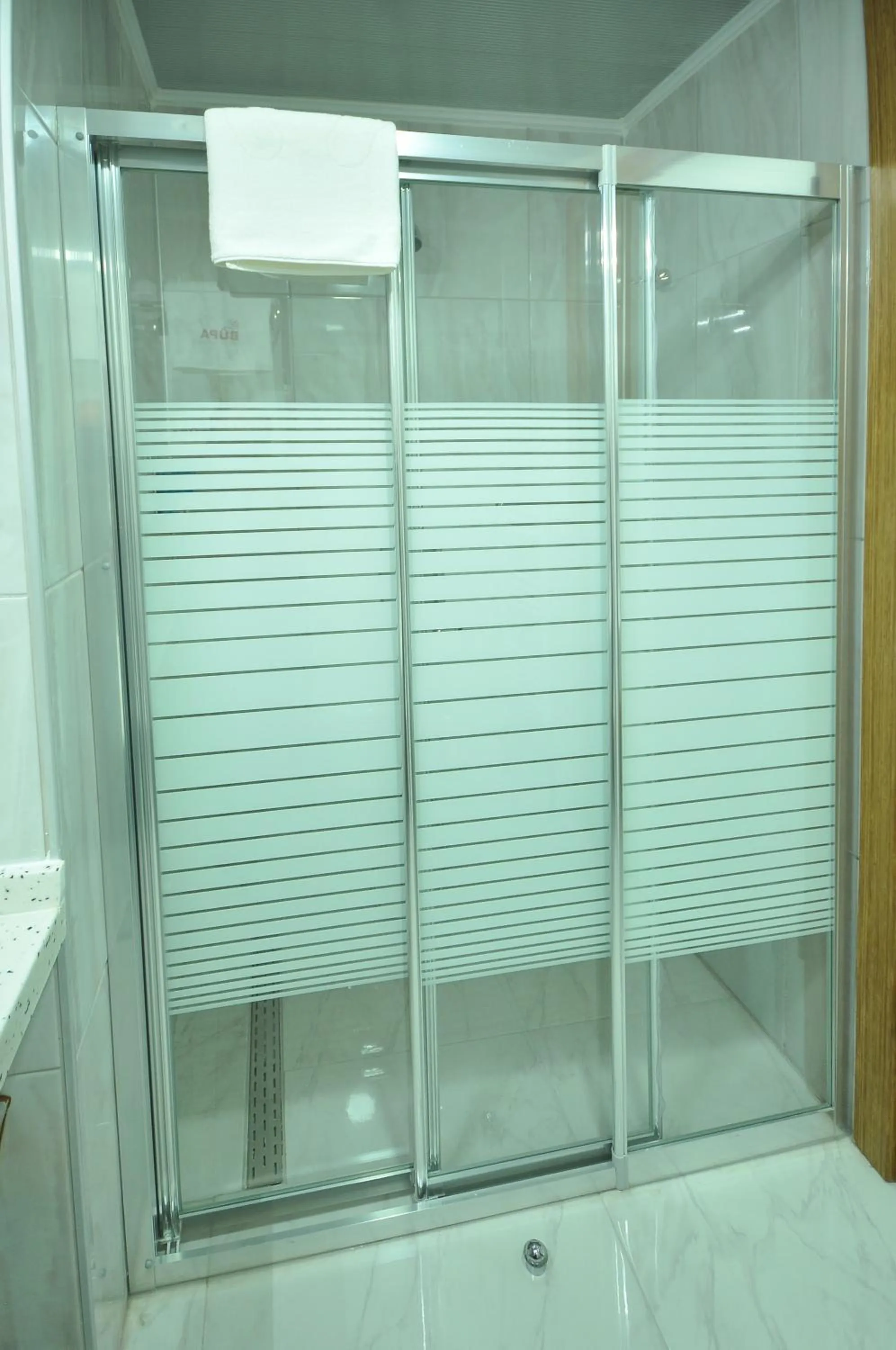 Shower in Bupa Hotel