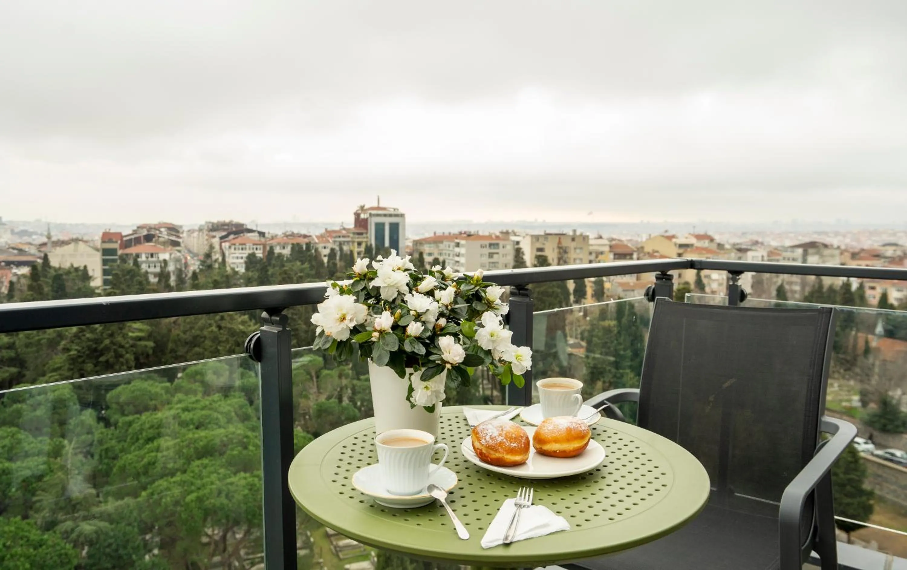 Balcony/Terrace in Numi Hotel