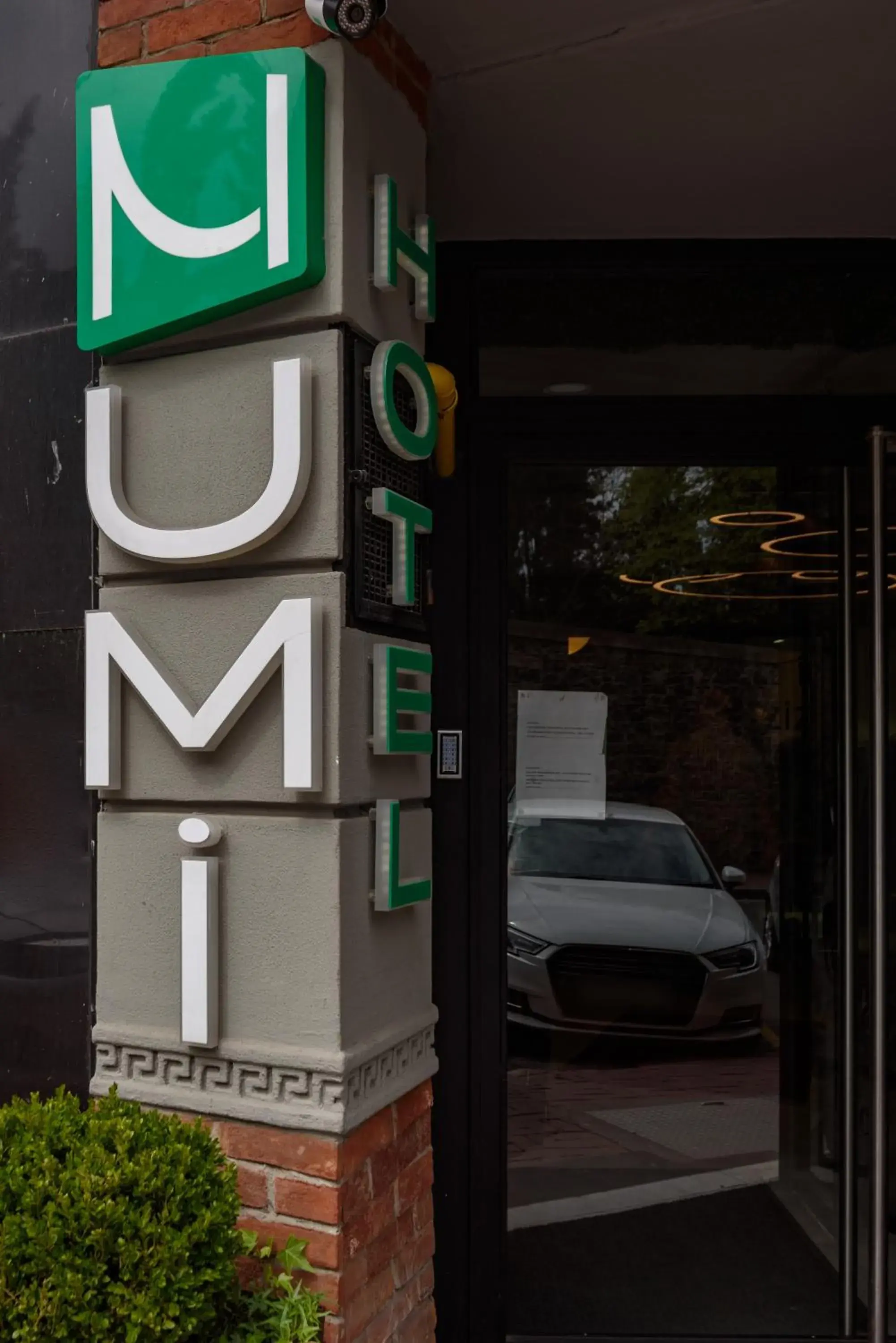 Facade/entrance in Numi Hotel Facade/entrance in Numi Hotel