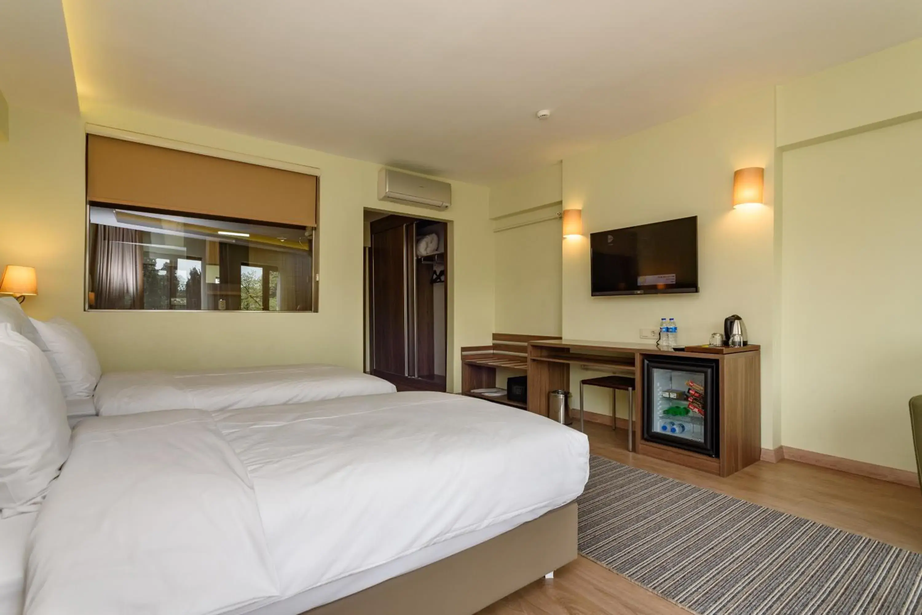 Deluxe Double or Twin Room in Numi Hotel Deluxe Double or Twin Room in Numi Hotel