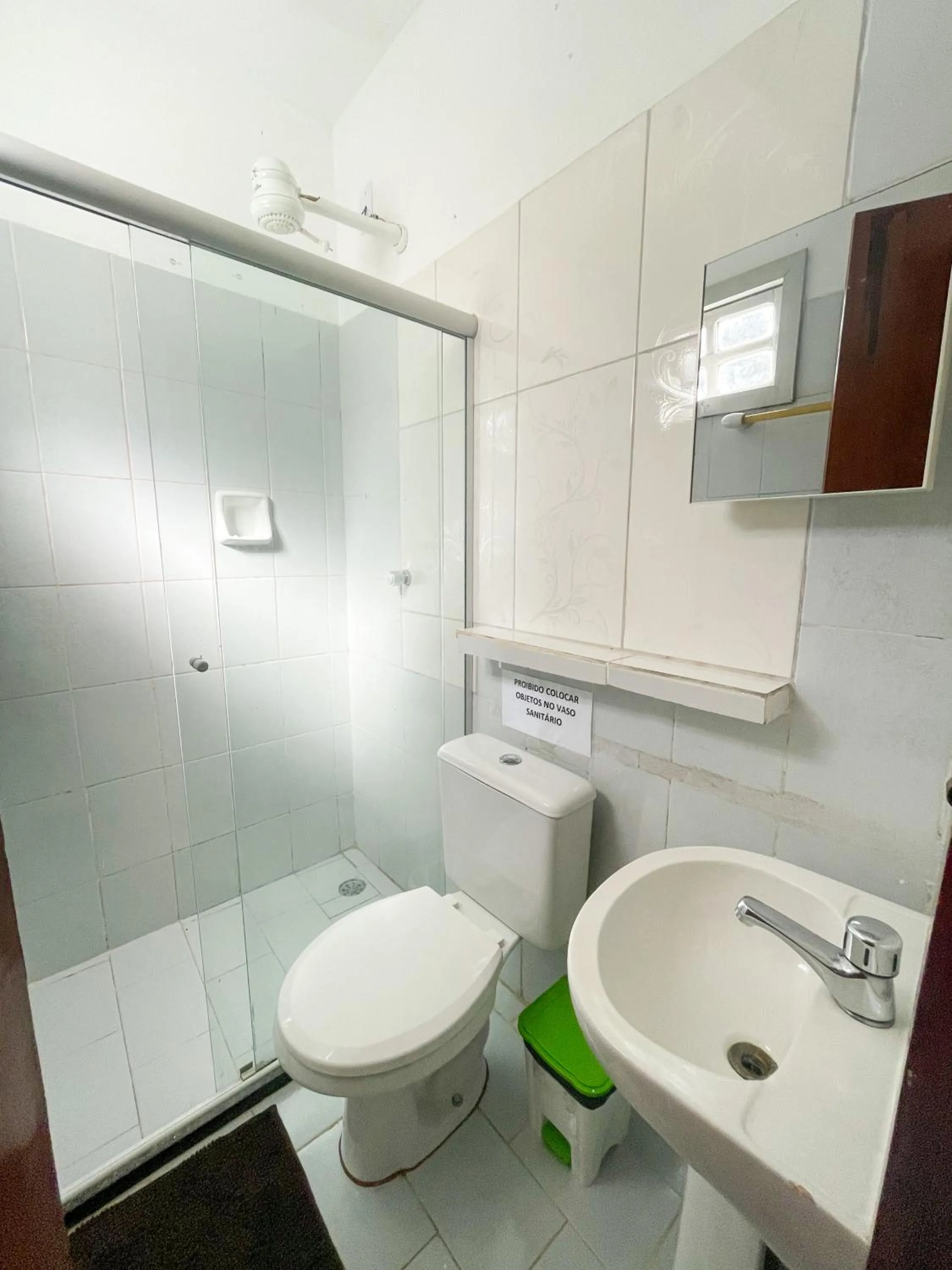 Shower in Pousada Vôo da Águia