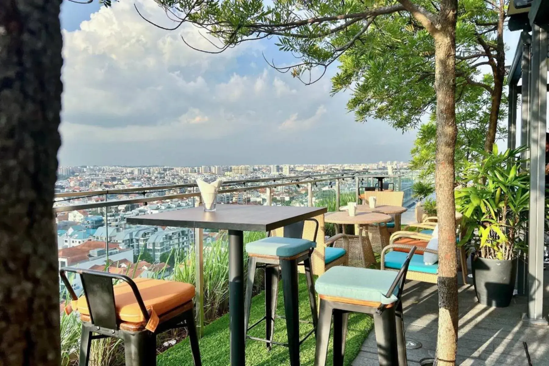 Restaurant/places to eat in Hotel Indigo Singapore Katong by IHG Restaurant/places to eat in Hotel Indigo Singapore Katong by IHG